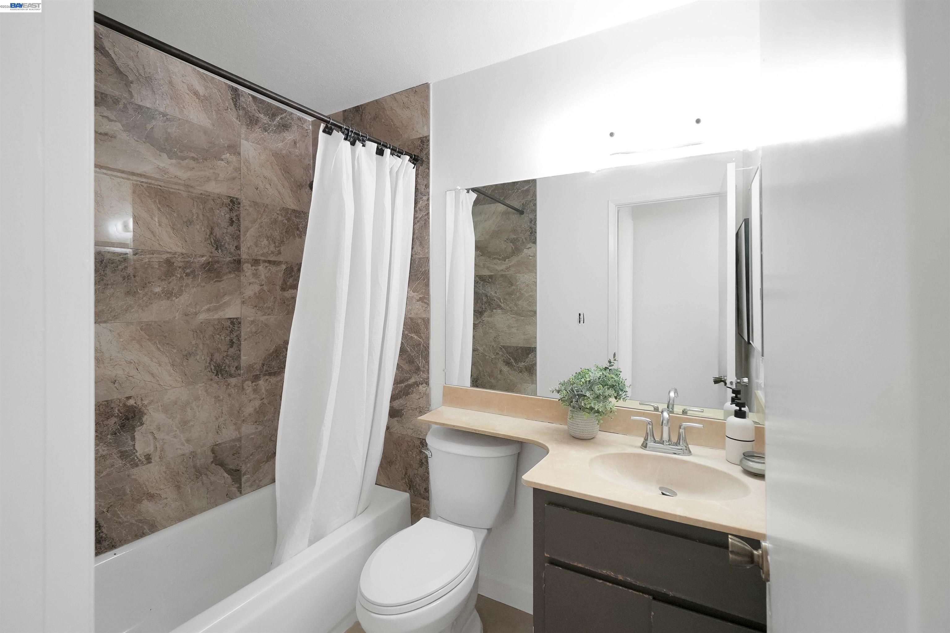 32321 Pollux Ct, Union City CA 94587 — photo 18