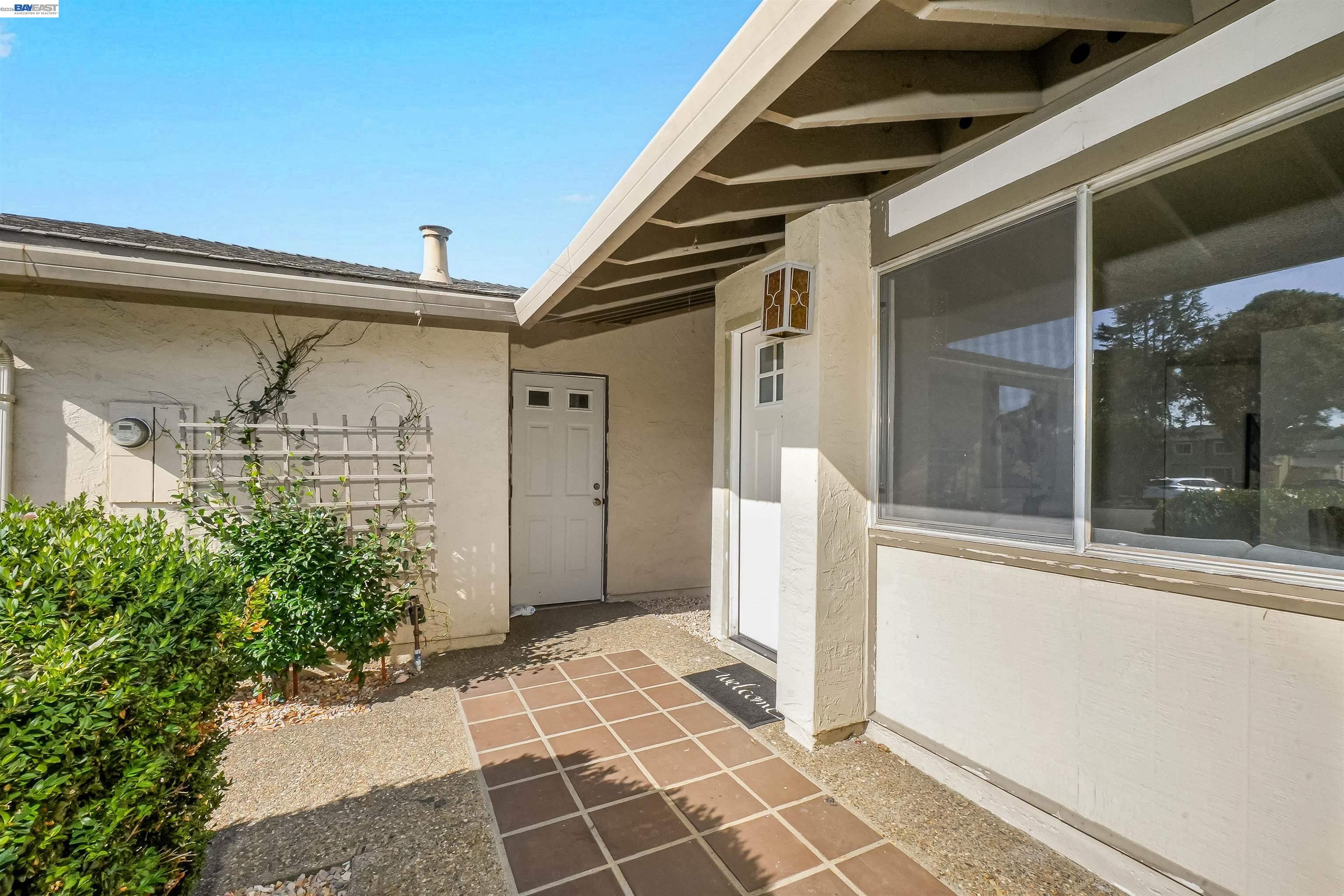 32321 Pollux Ct, Union City CA 94587 — photo 47