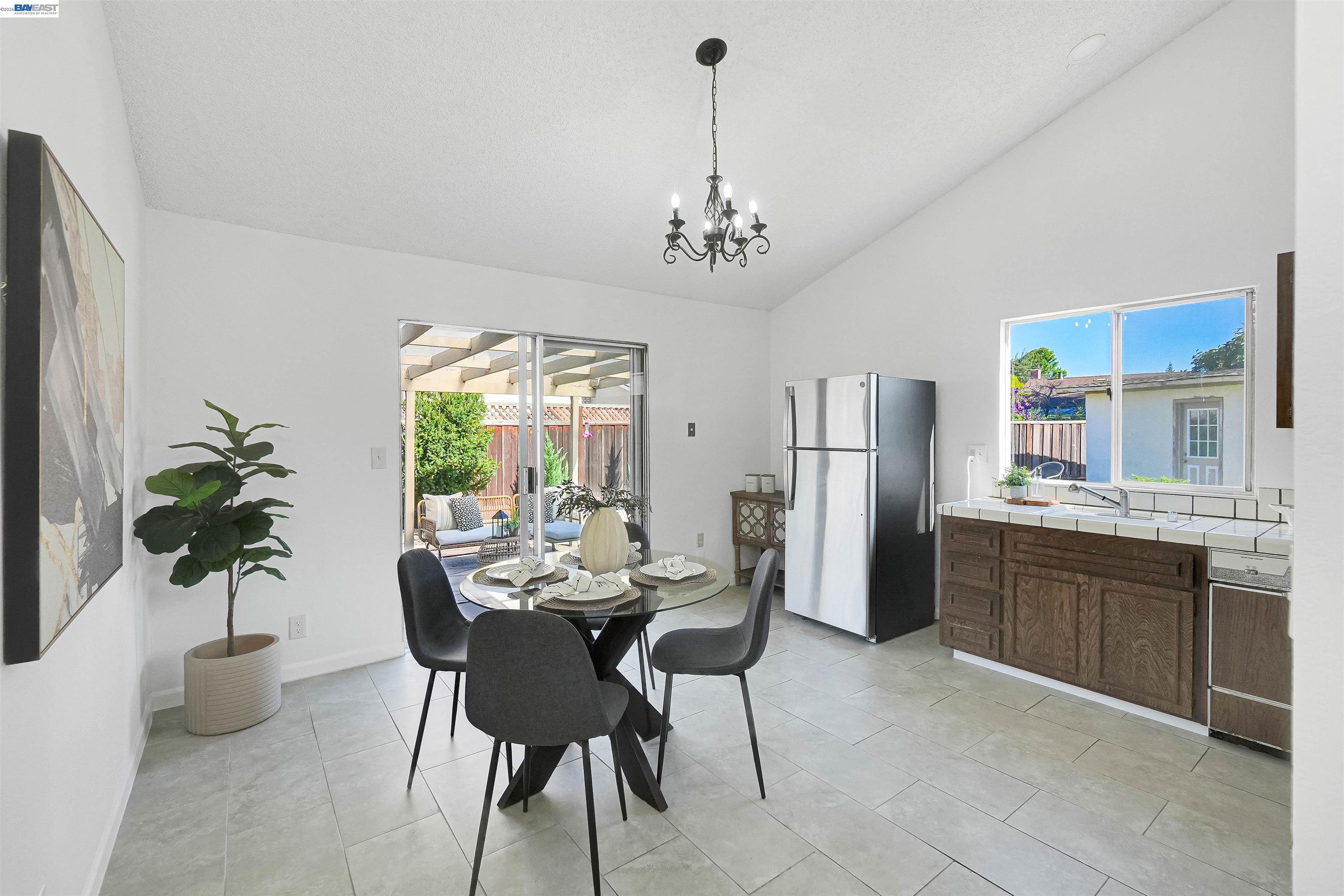 32321 Pollux Ct, Union City CA 94587 — photo 6