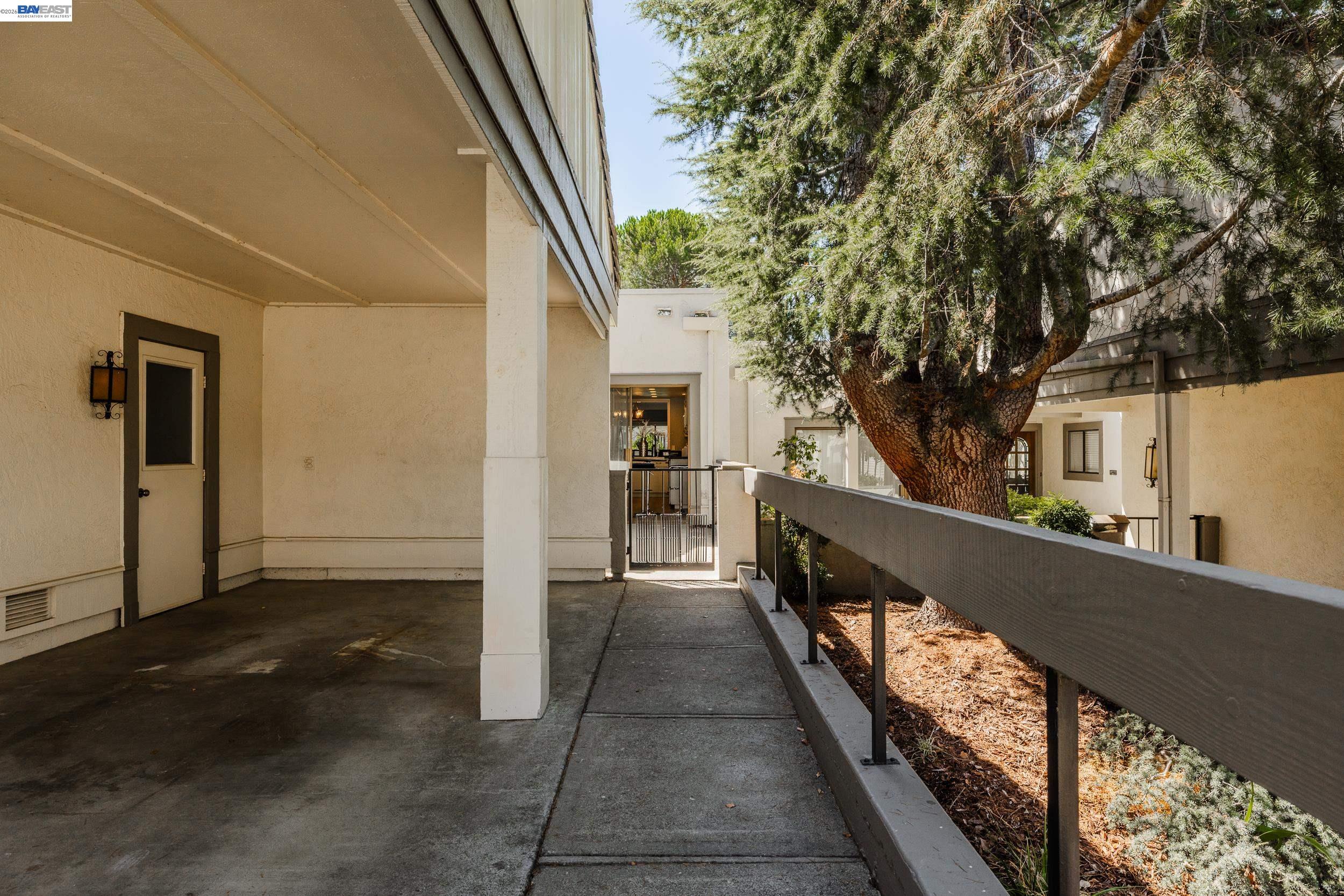 6139 Montgomery Pl, San Jose CA 95135 — photo 3