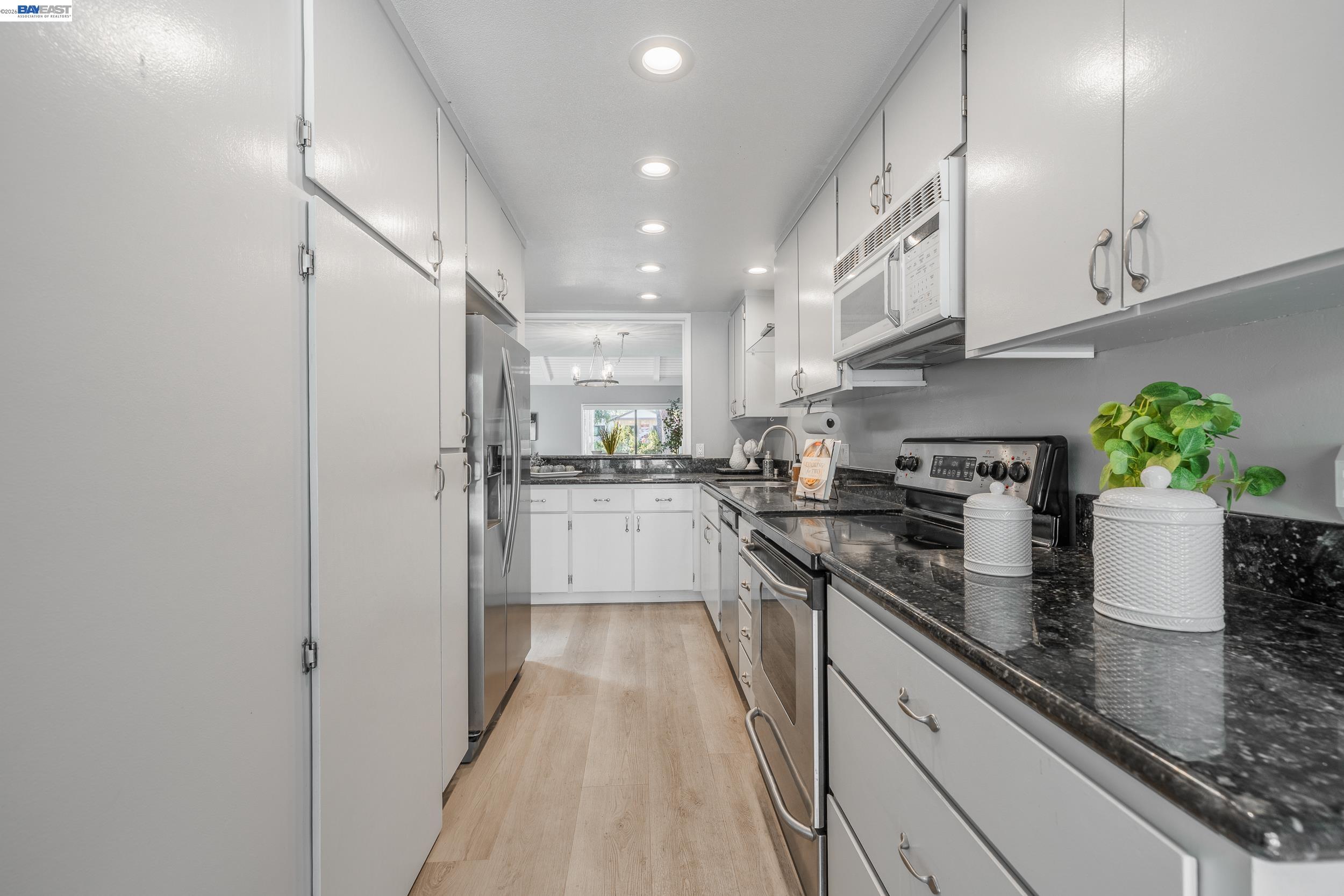 6139 Montgomery Pl, San Jose CA 95135 — photo 7