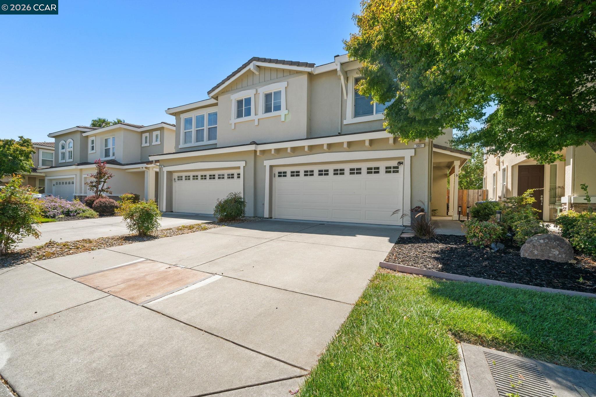 561 Loch Lomond Way, Fairfield CA 94534 — photo 4