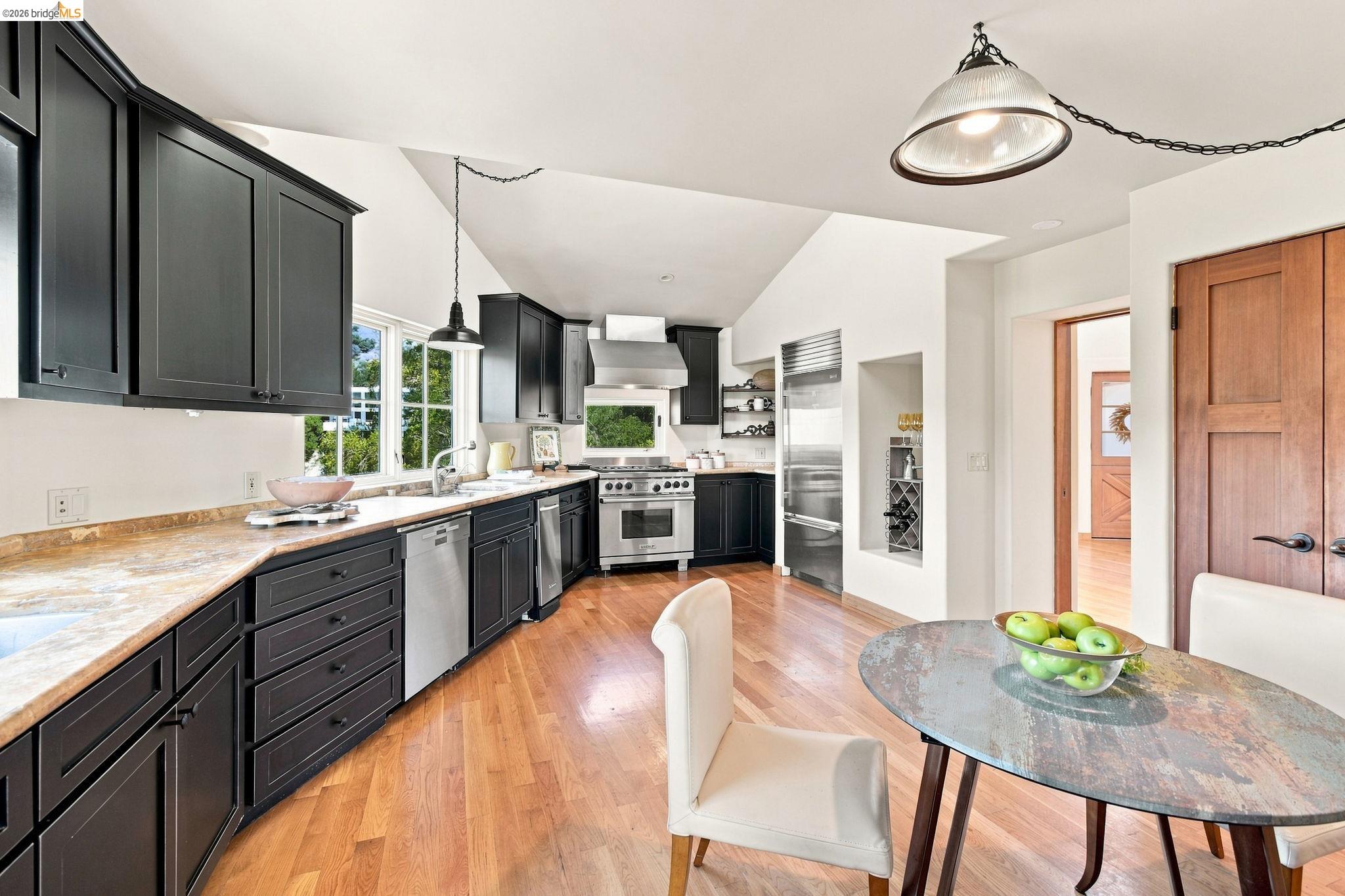 11 Drury Ct, Berkeley CA 94705 — photo 18