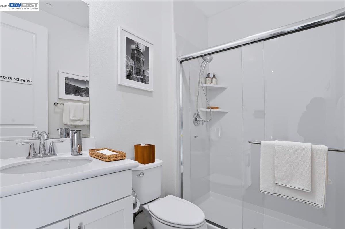 1826 Entrance Rd, Alameda CA 94501 — photo 24