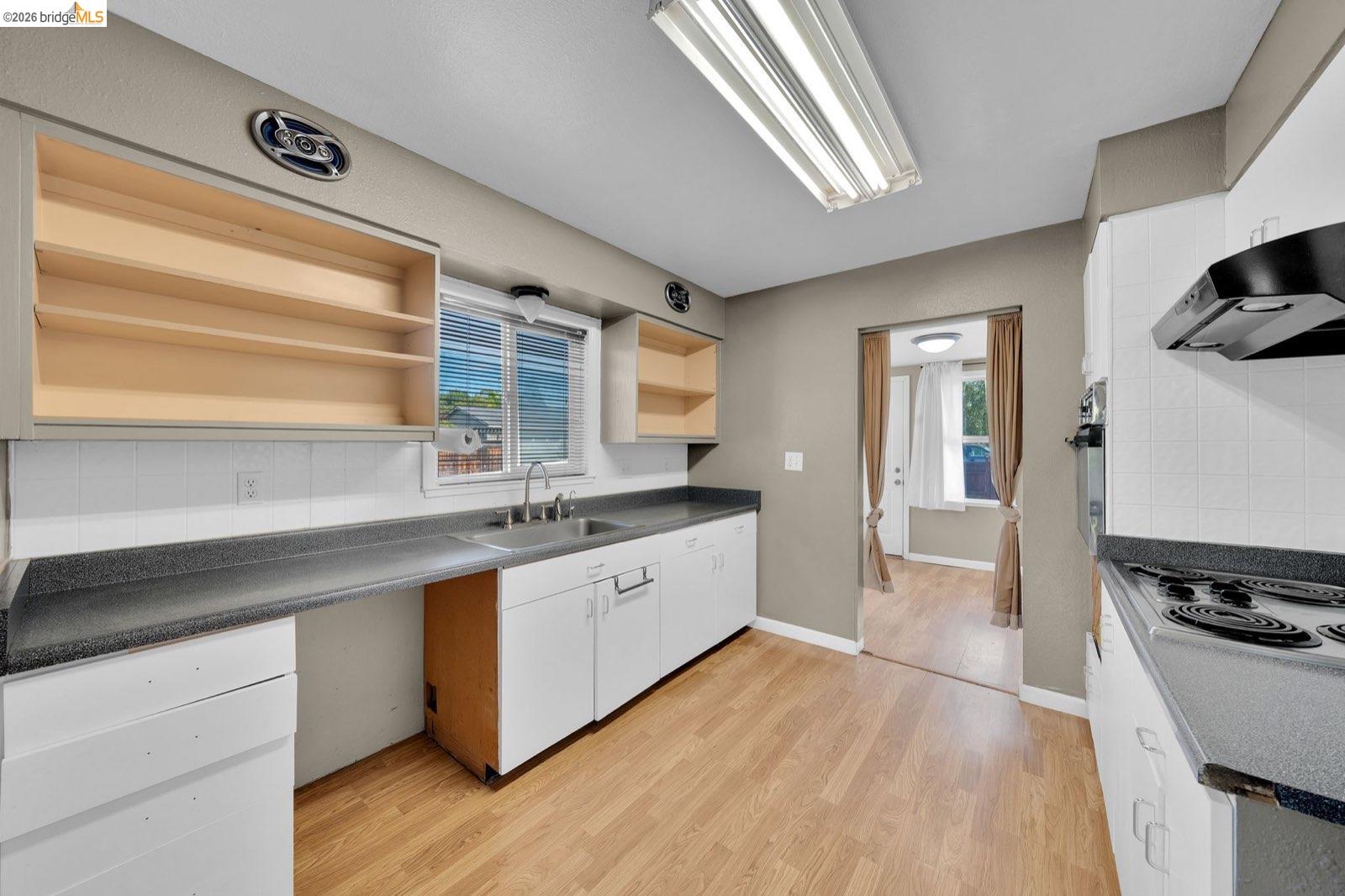 3742 Walnut Ave, Concord CA 94519 — photo 16