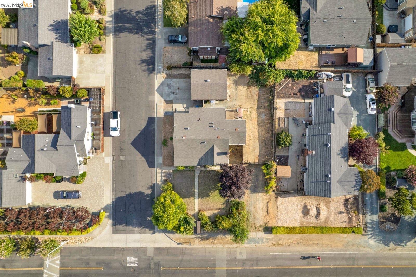 3742 Walnut Ave, Concord CA 94519 — photo 10