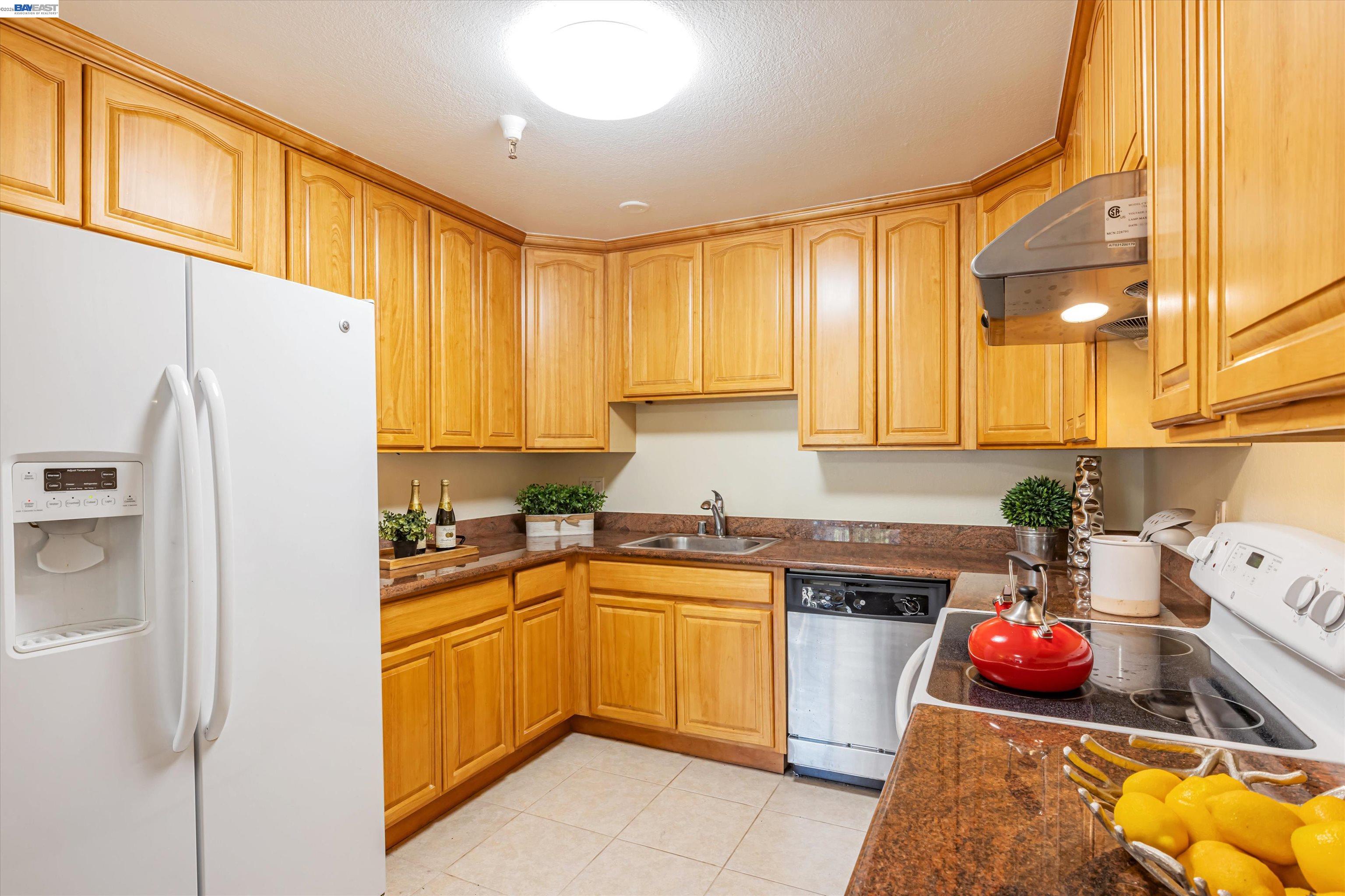 1775 Panda Way # 103, Hayward CA 94541 — photo 46