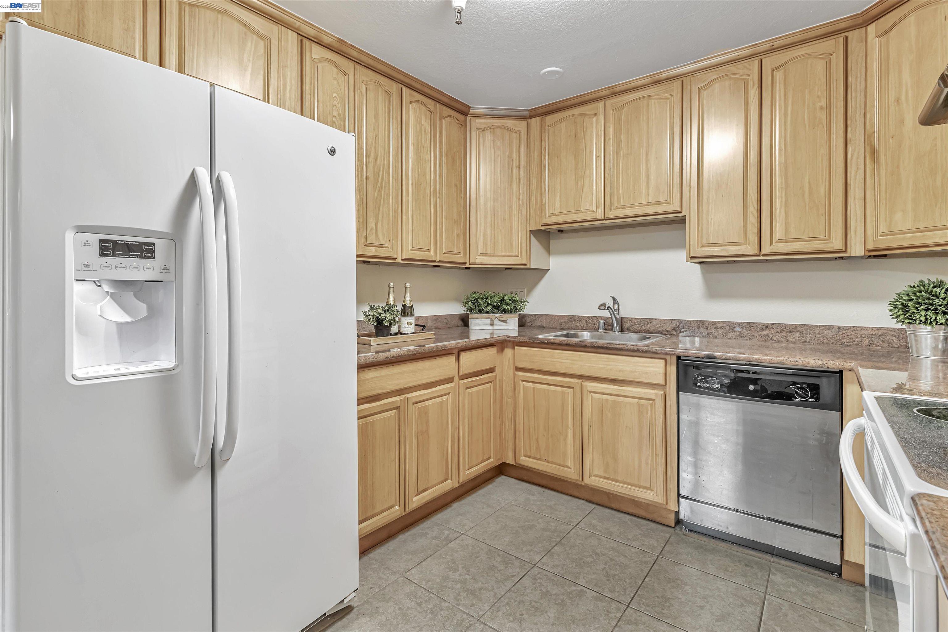 1775 Panda Way # 103, Hayward CA 94541 — photo 6