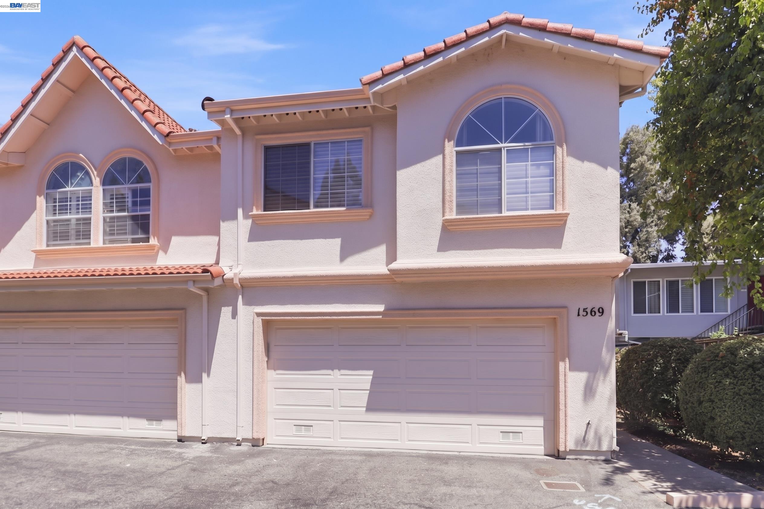 Front Image Thumbnail for BE41146459