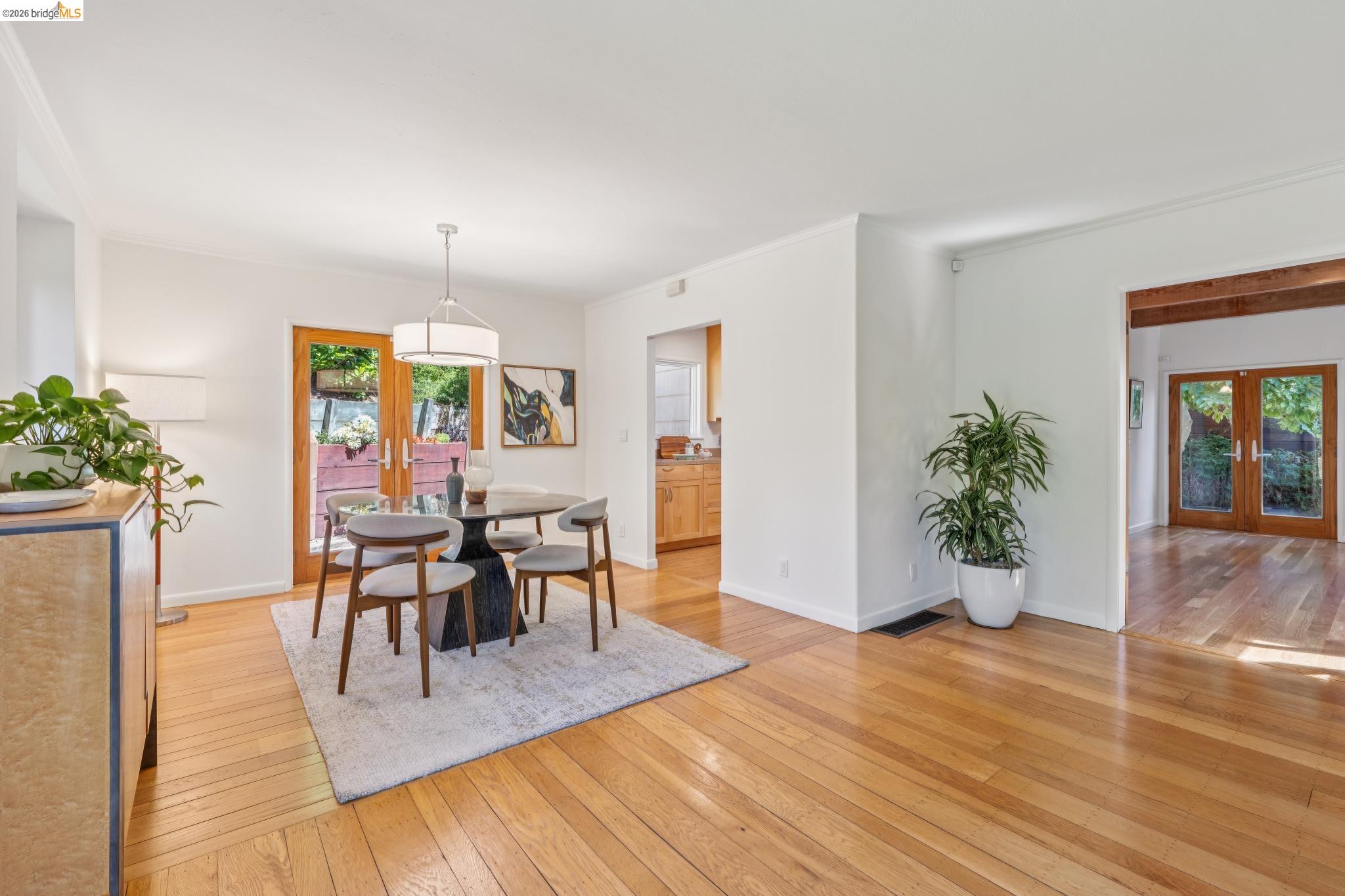 66 Arlington Court, Kensington CA 94707 — photo 16