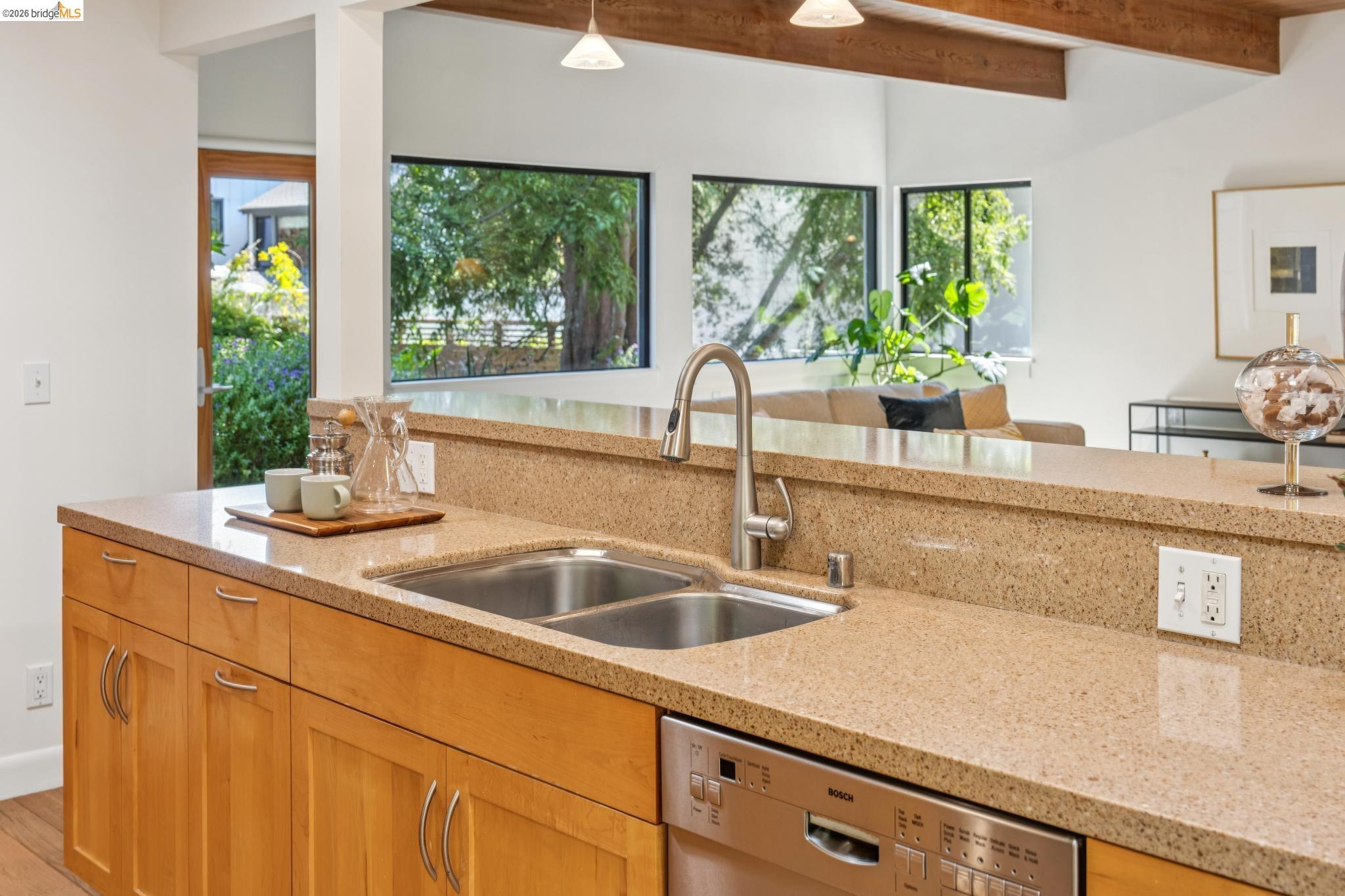 66 Arlington Court, Kensington CA 94707 — photo 25