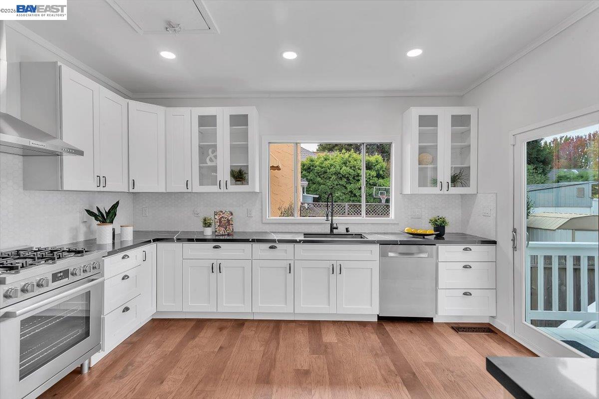 1029 Lincoln Ave, Alameda CA 94501 — photo 18