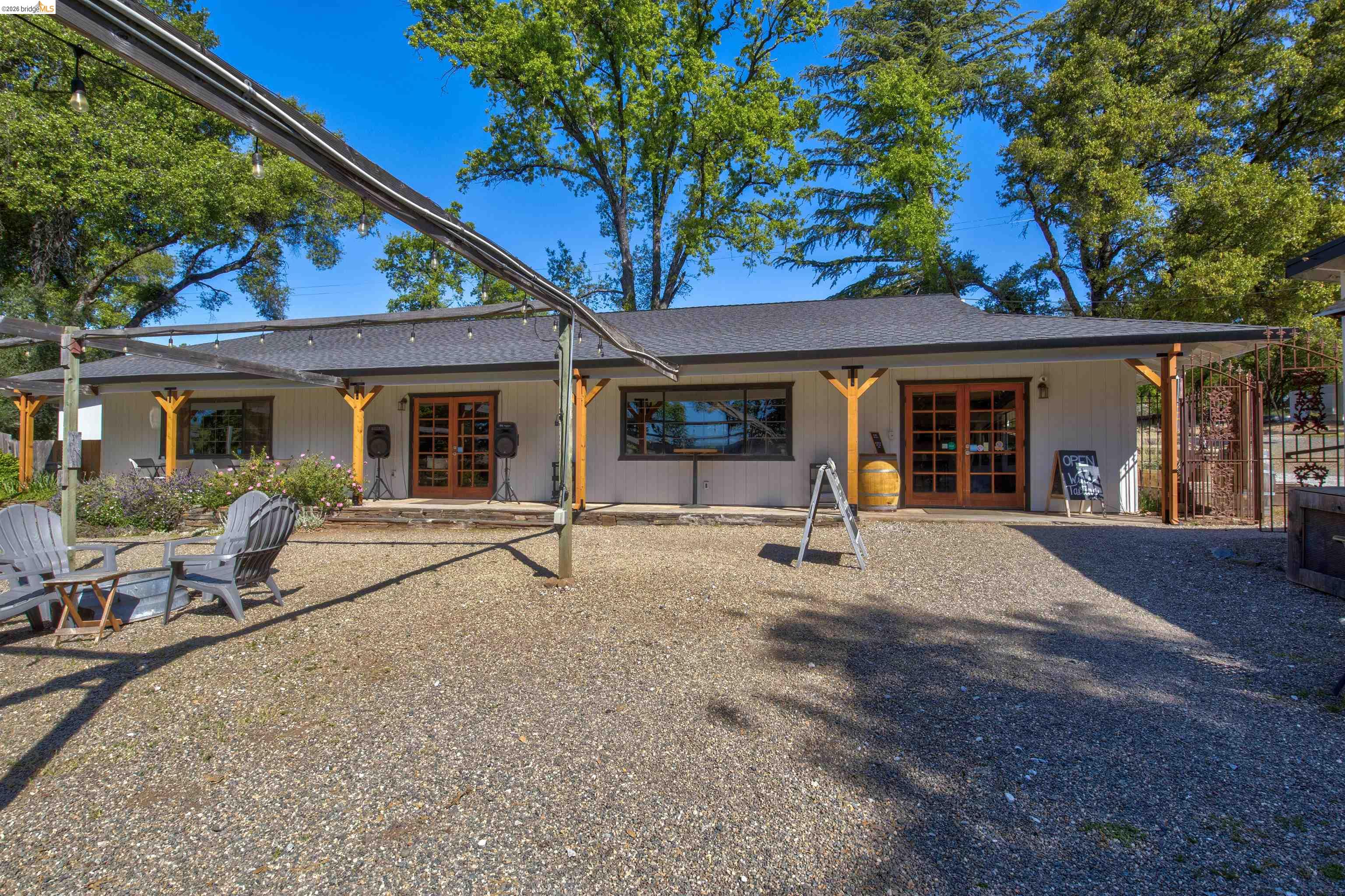 22004 Parrotts Ferry Rd, Sonora CA 95370 — photo 11