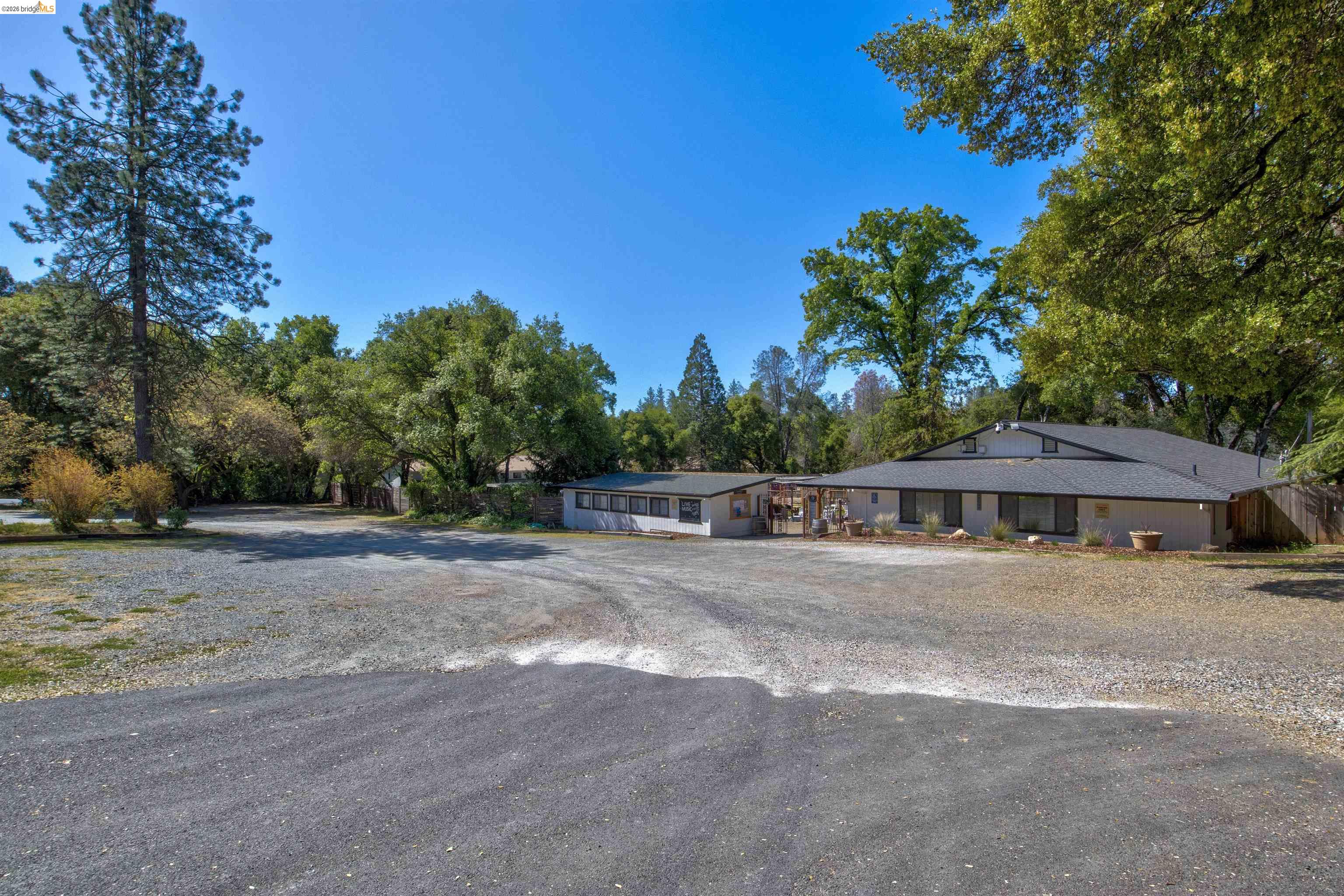 22004 Parrotts Ferry Rd, Sonora CA 95370 — photo 7