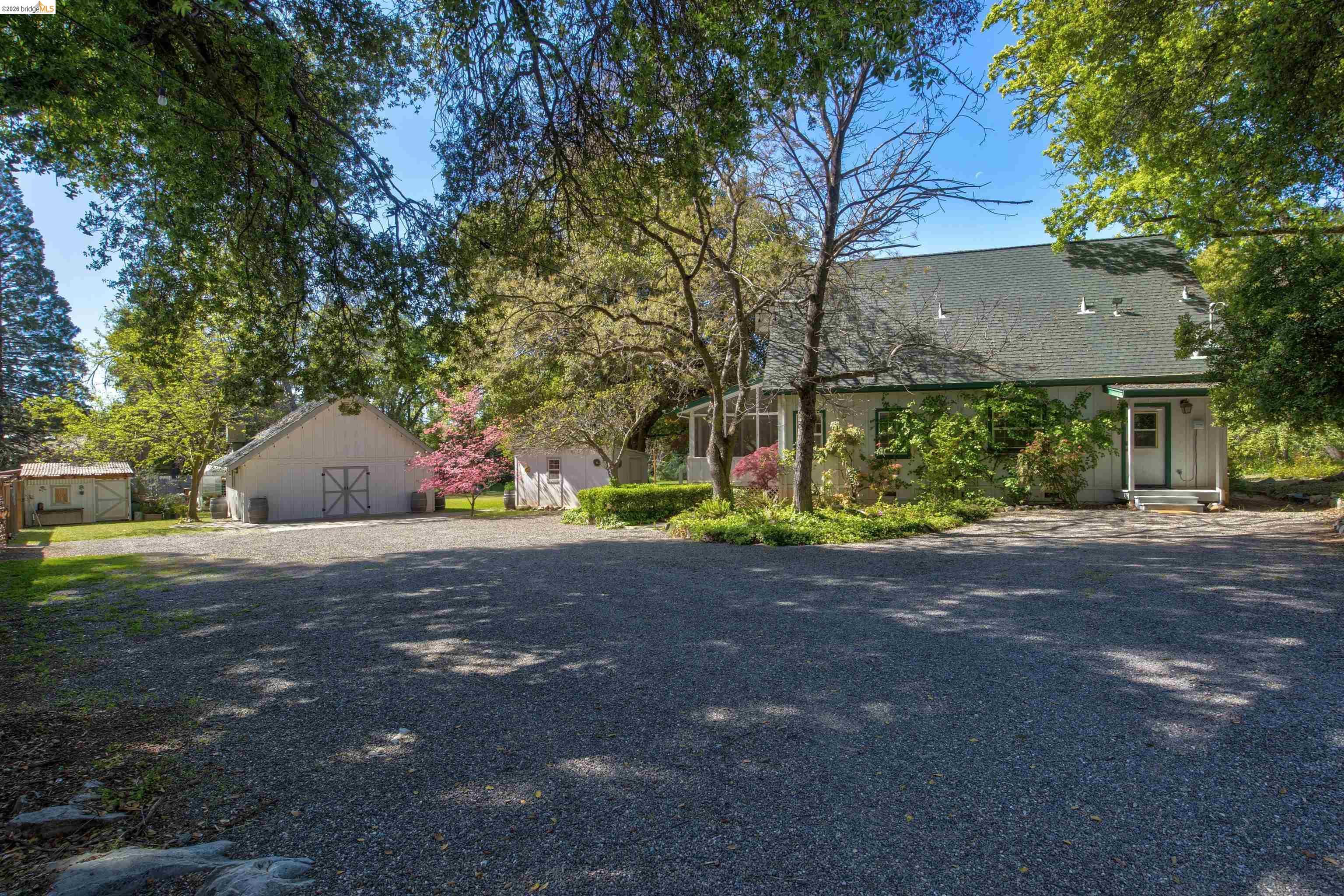 22004 Parrotts Ferry Rd, Sonora CA 95370 — photo 72