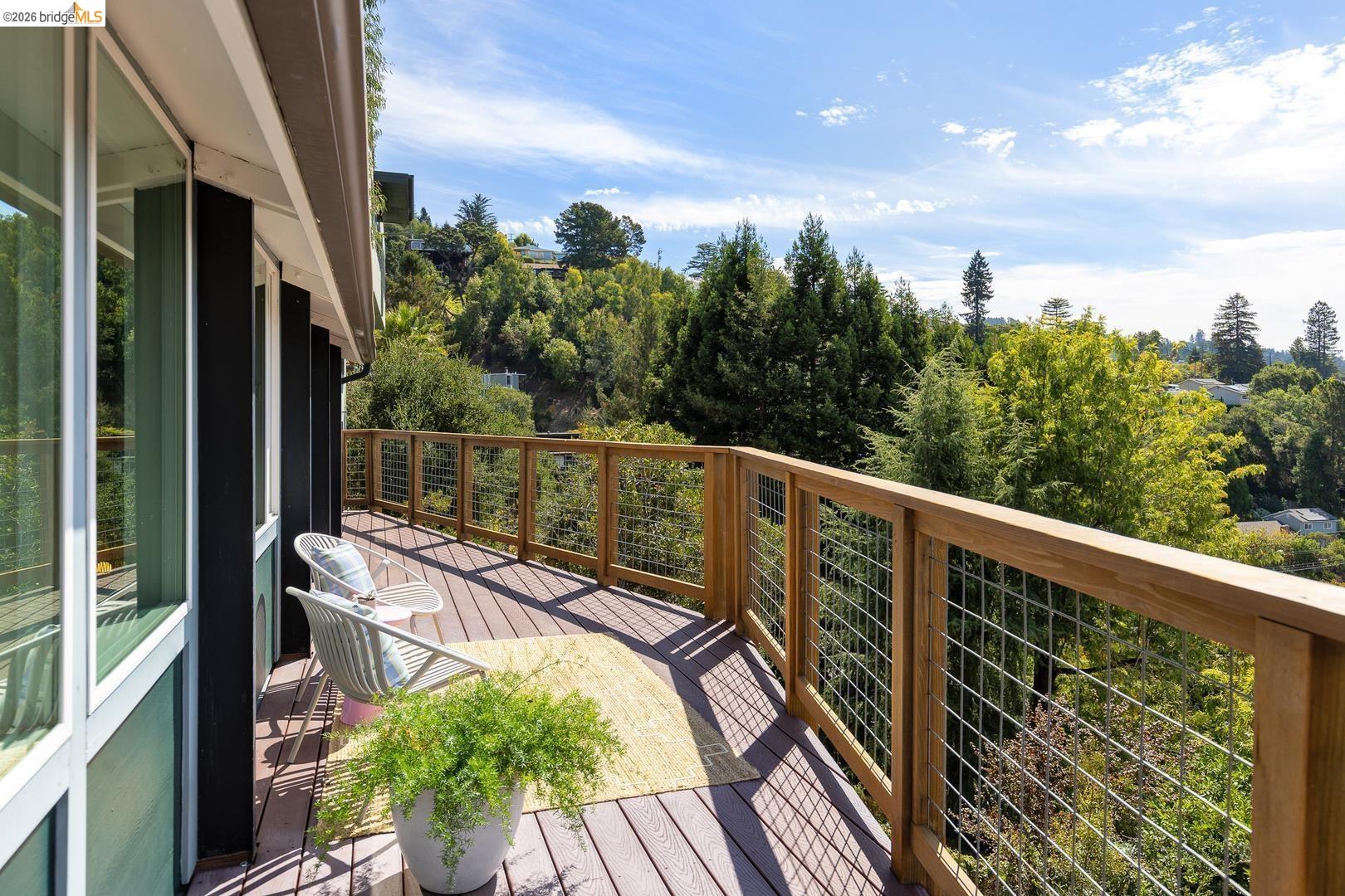 1999 Gaspar DR, Oakland CA 94611 — photo 9