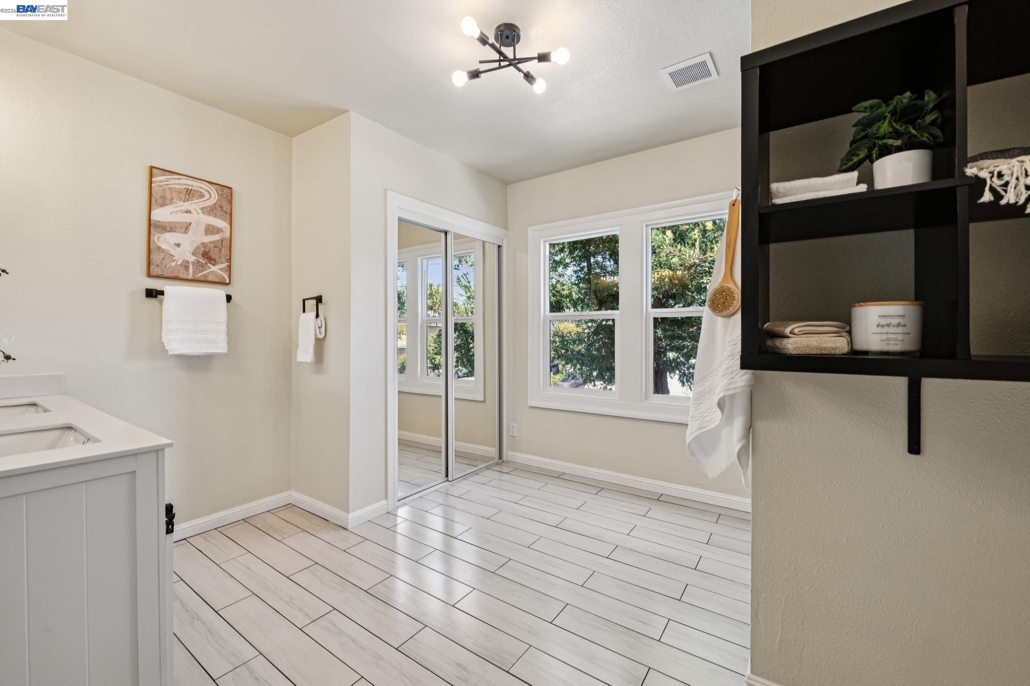 6031 Camden St, Oakland CA 94605 — photo 32