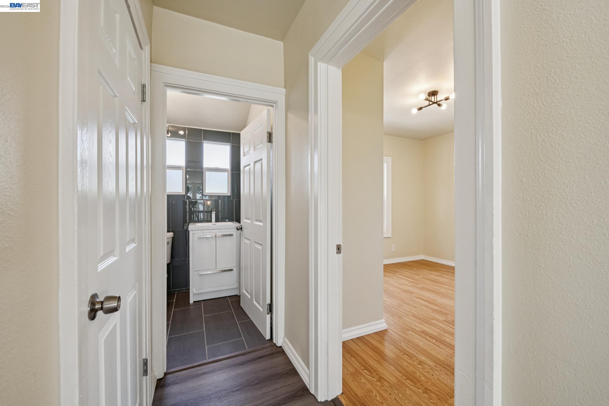 6031 Camden St, Oakland CA 94605 — photo 34