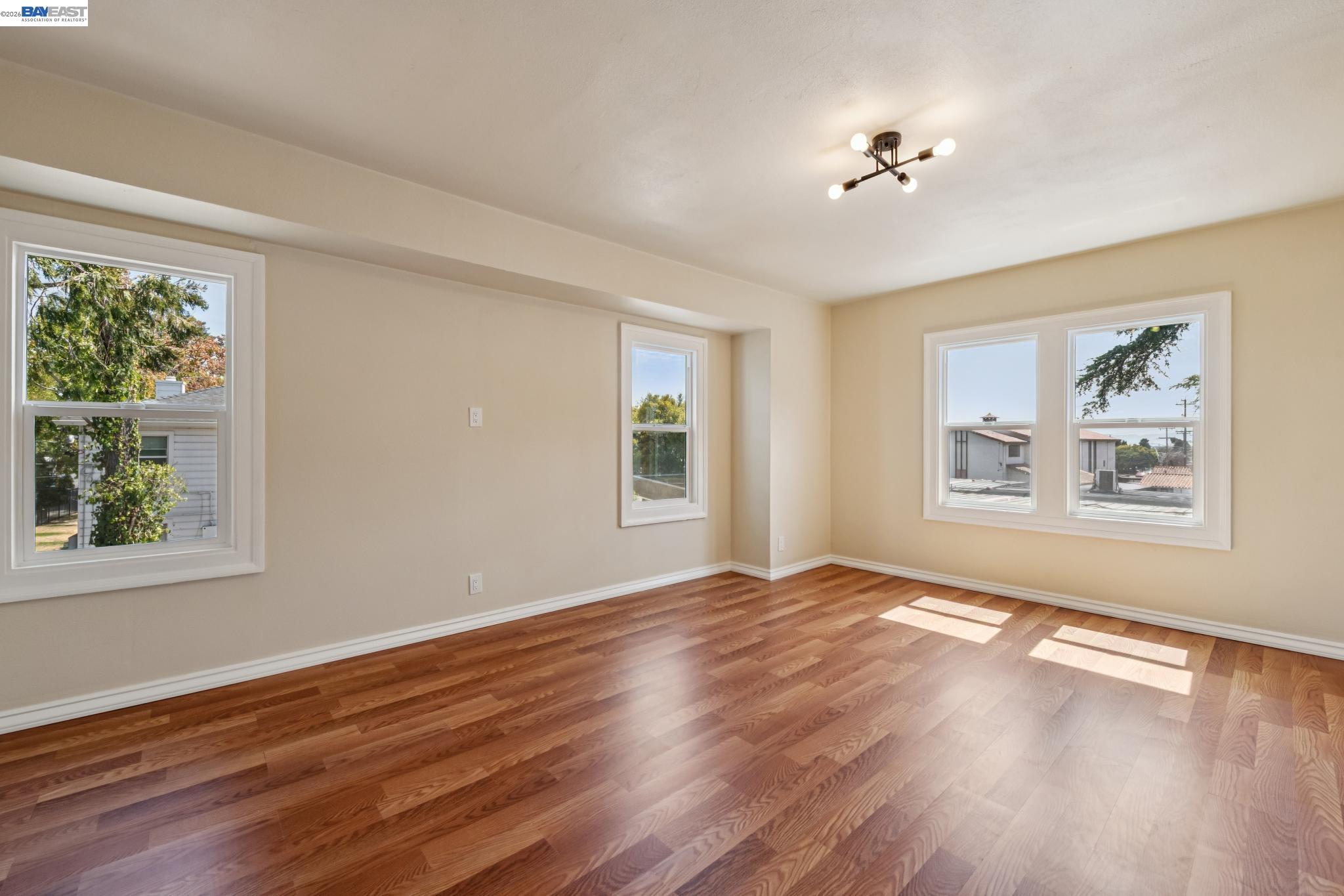6031 Camden St, Oakland CA 94605 — photo 38
