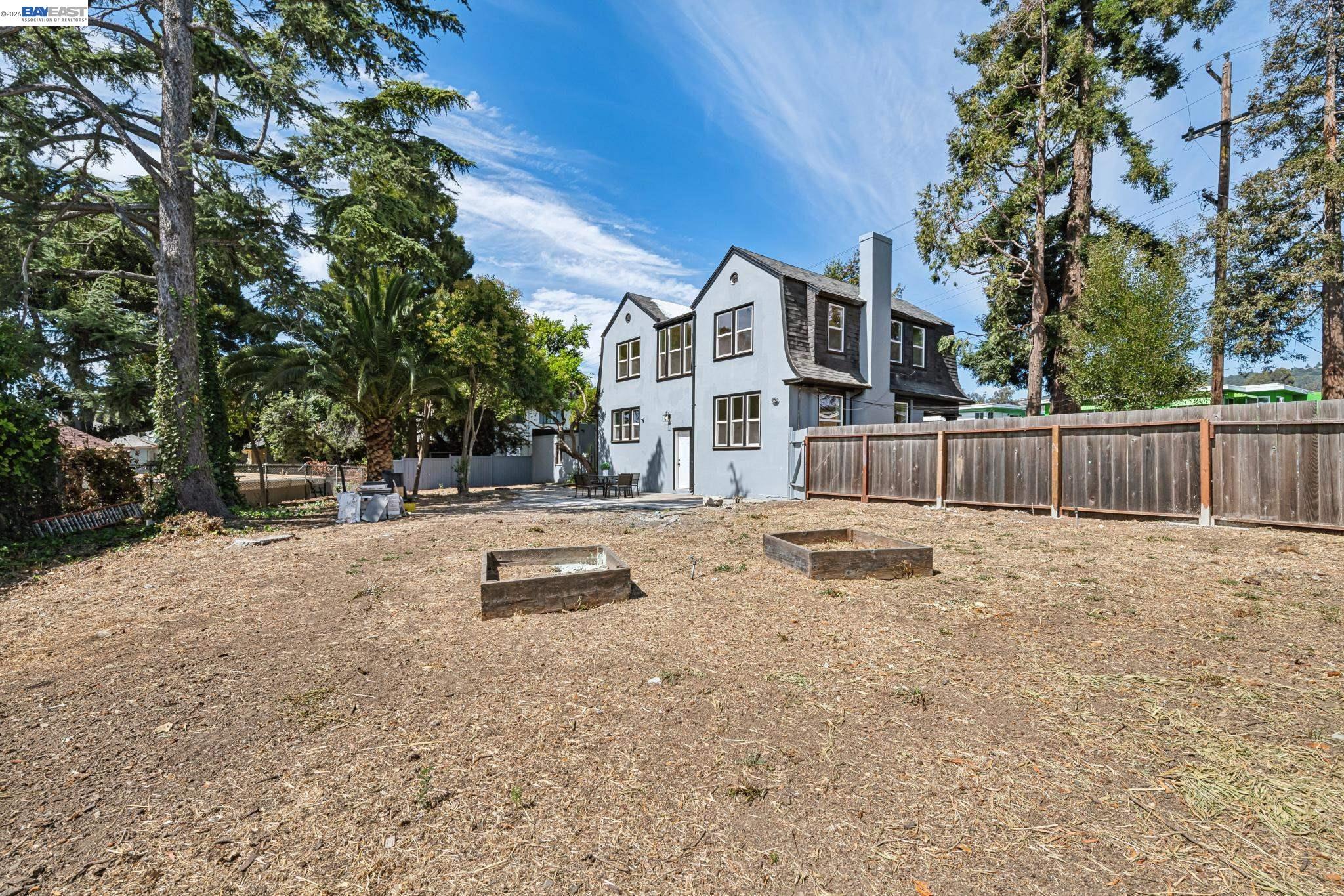 6031 Camden St, Oakland CA 94605 — photo 46