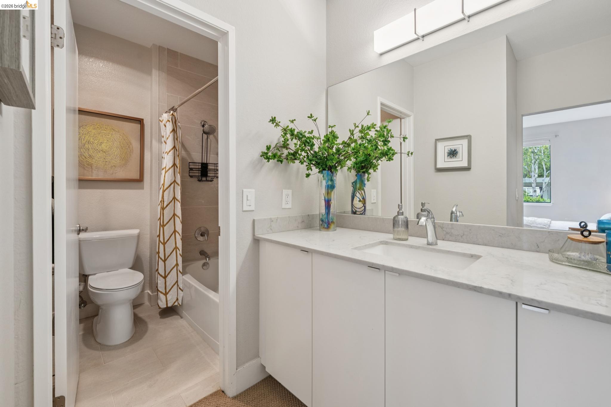45 Schooner Ct, Richmond CA 94804 — photo 16