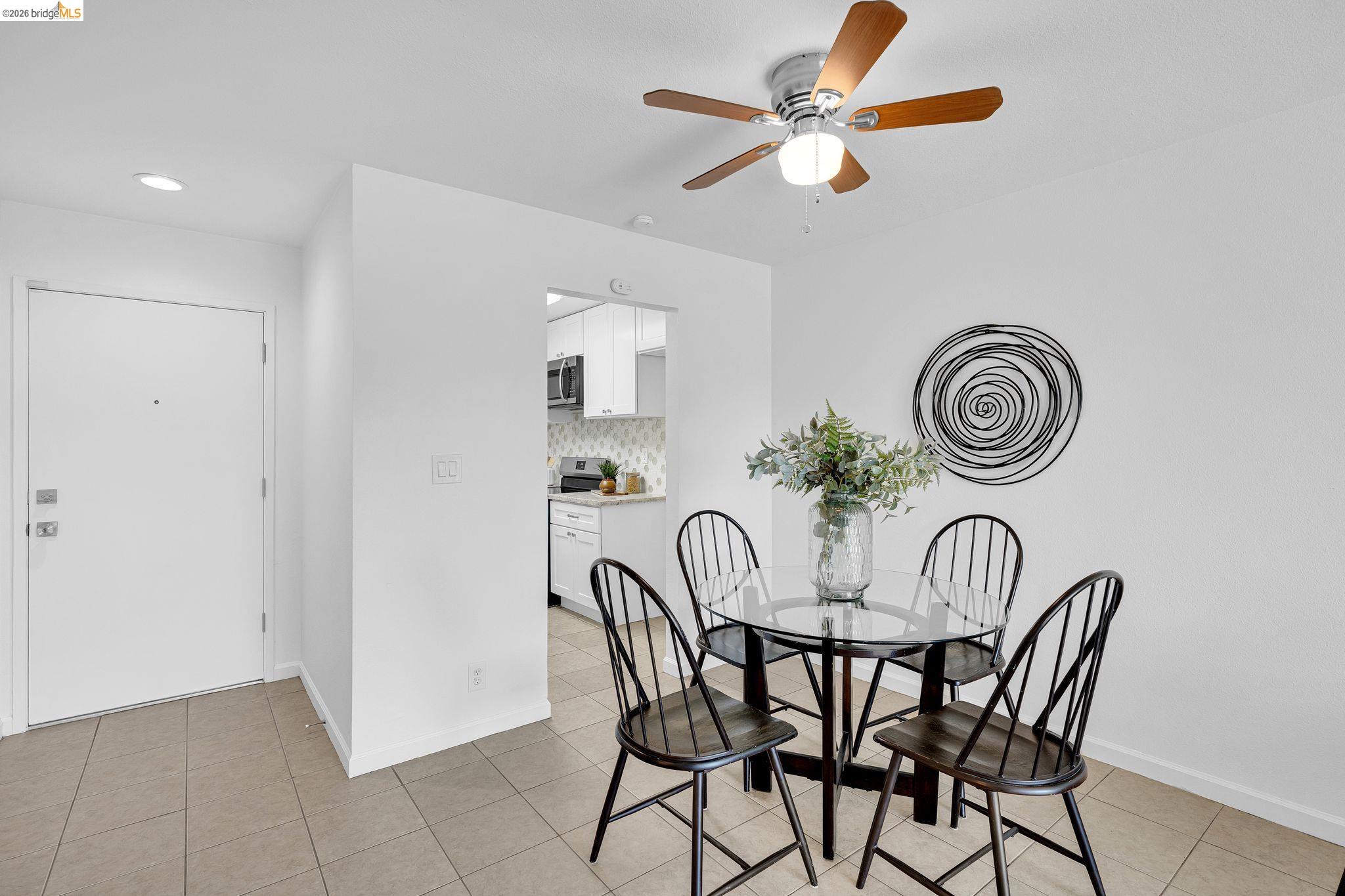 1300 Trembath Ln, Antioch CA 94509 — photo 16