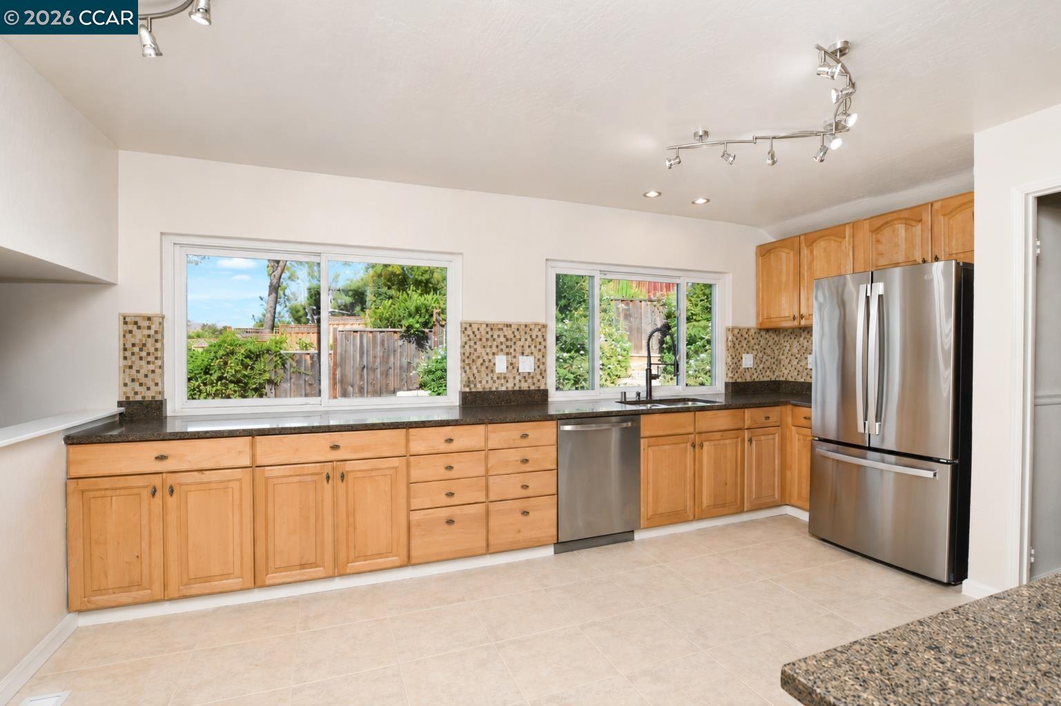 1325 New Hampshire Dr, Concord CA 94521 — photo 13