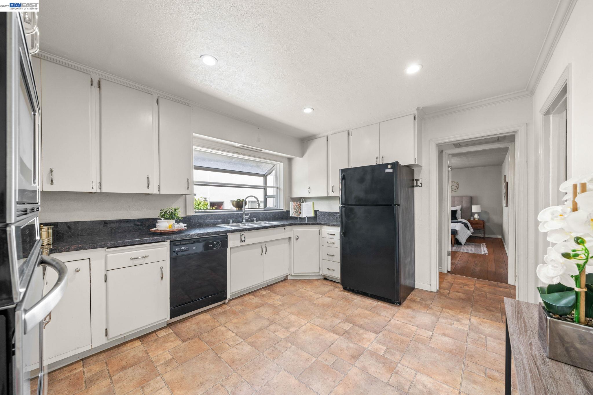 1540 Crescent Ave, Castro Valley CA 94546 — photo 9