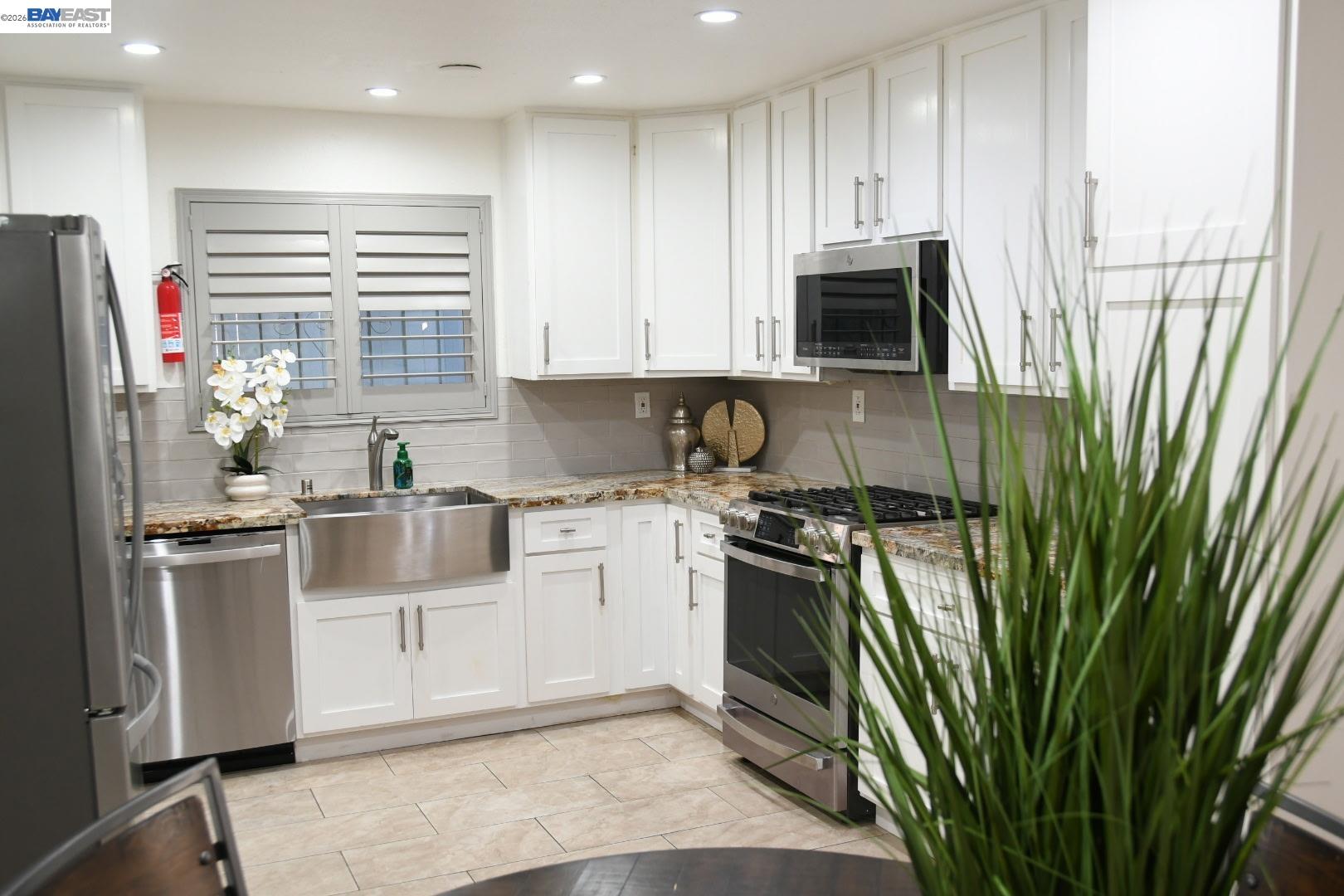 1234 Willow St, Oakland CA 94607 — photo 16