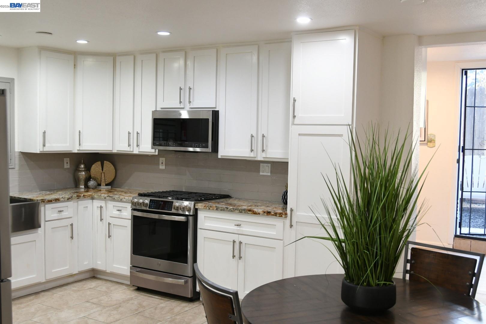 1234 Willow St, Oakland CA 94607 — photo 18