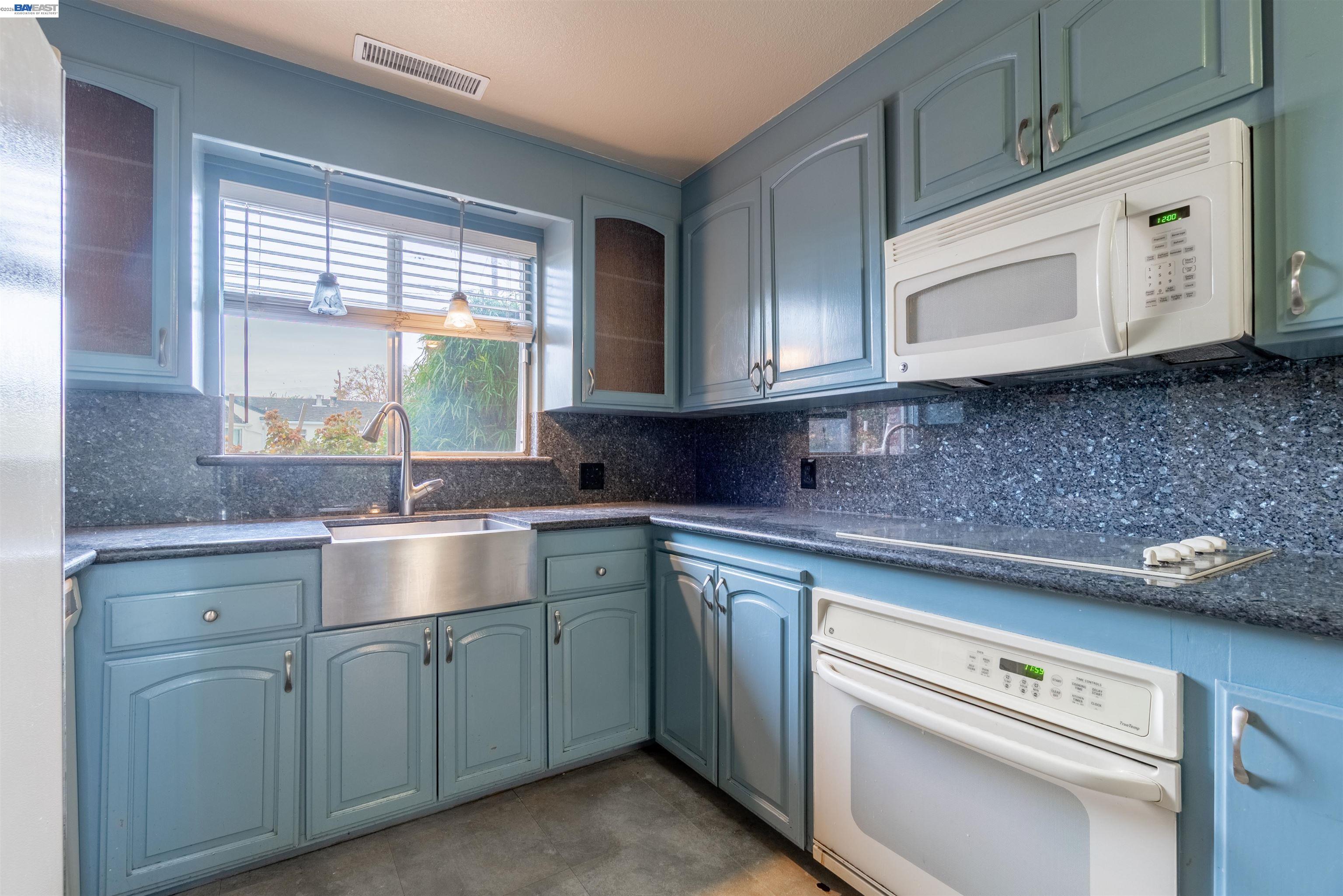 14972 Endicott St, San Leandro CA 94579 — photo 10