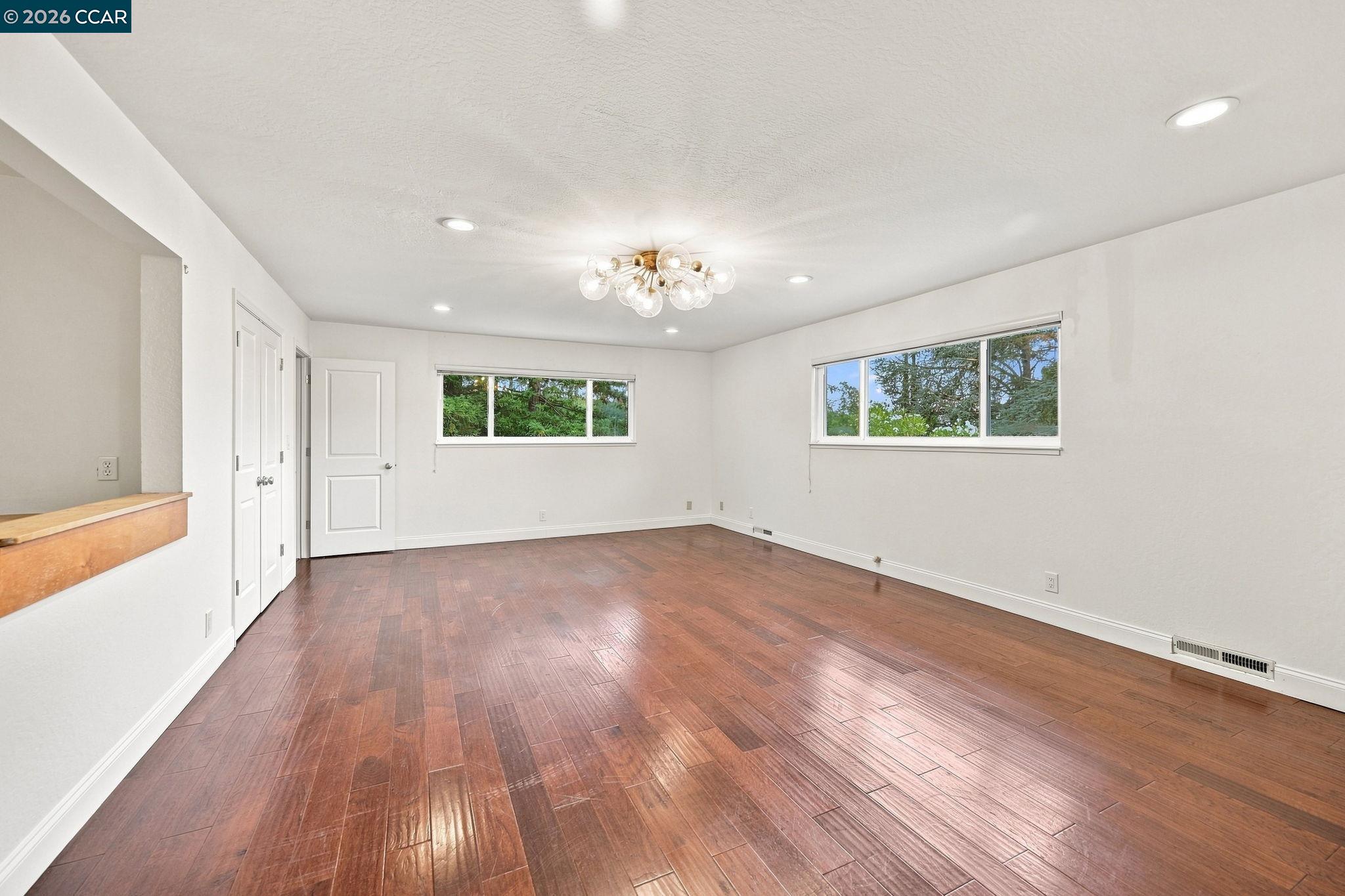 2516 Roundhill Dr, Alamo CA 94507 — photo 22