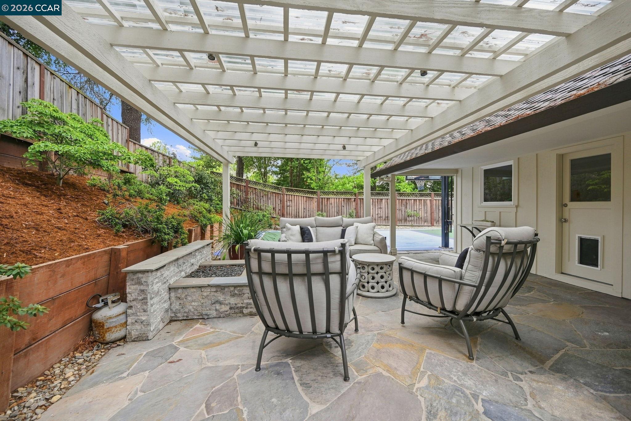 2516 Roundhill Dr, Alamo CA 94507 — photo 28