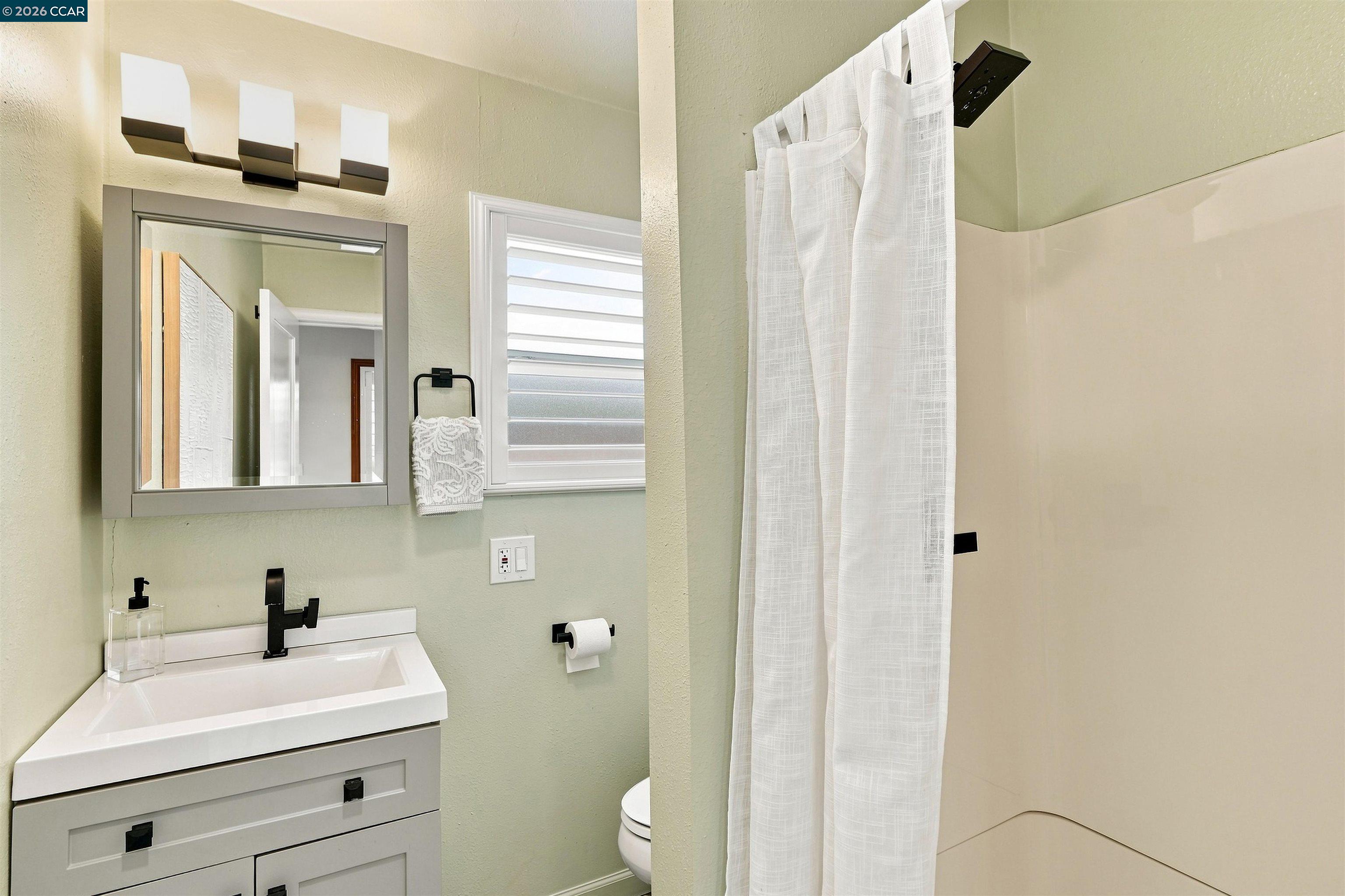 148 Roslyn Dr, Concord CA 94518 — photo 23