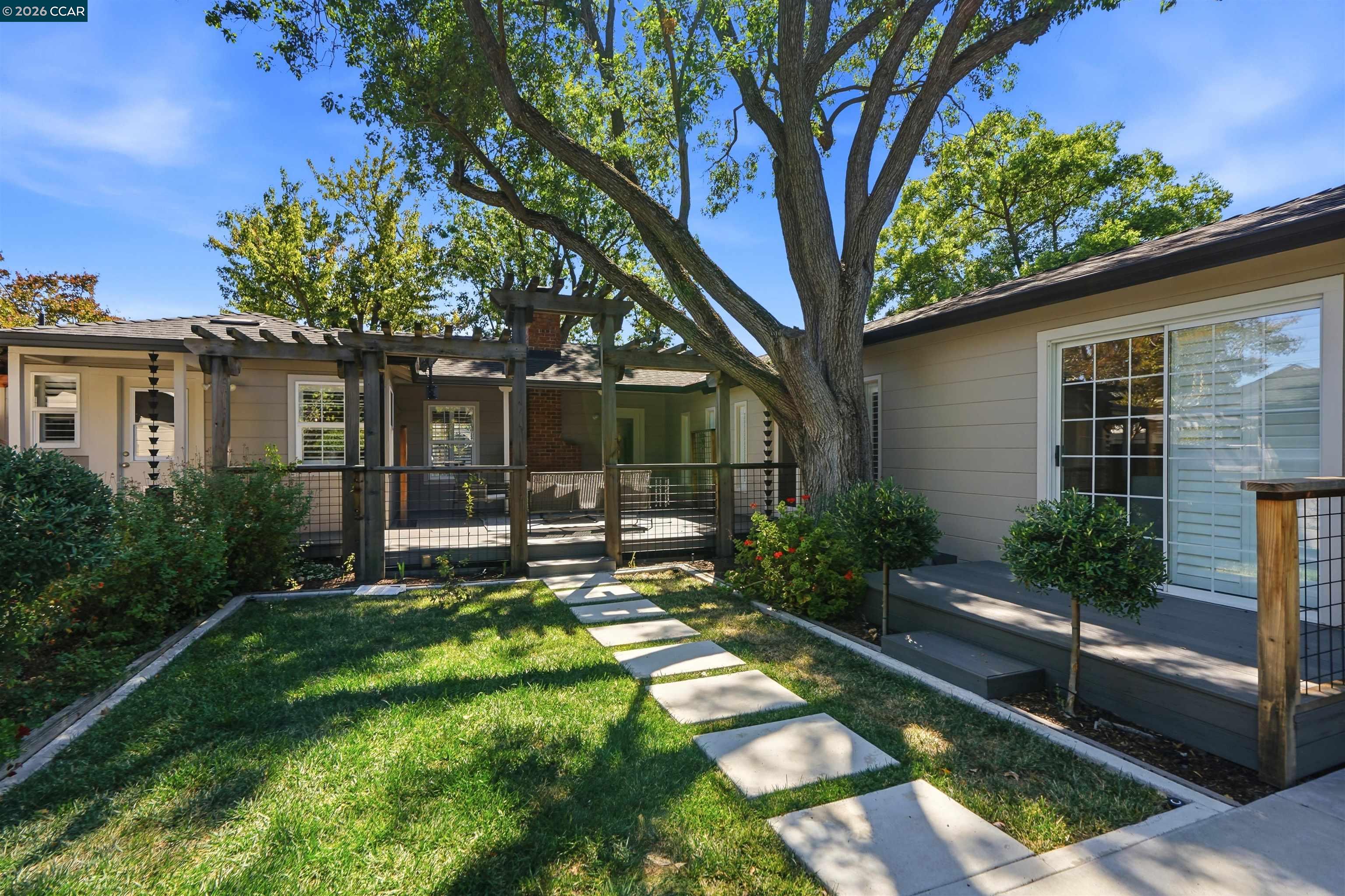 148 Roslyn Dr, Concord CA 94518 — photo 31