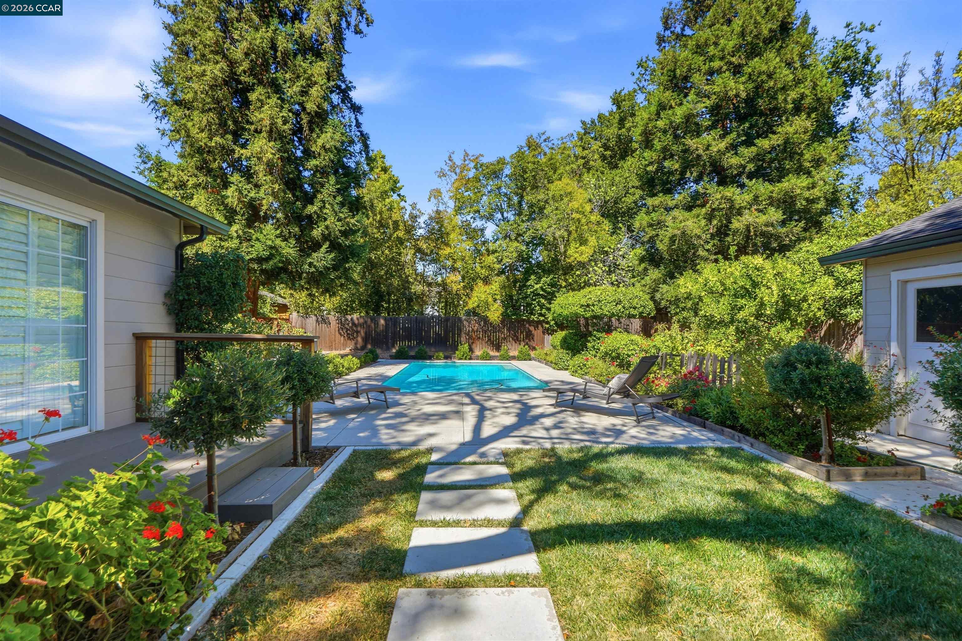 148 Roslyn Dr, Concord CA 94518 — photo 33