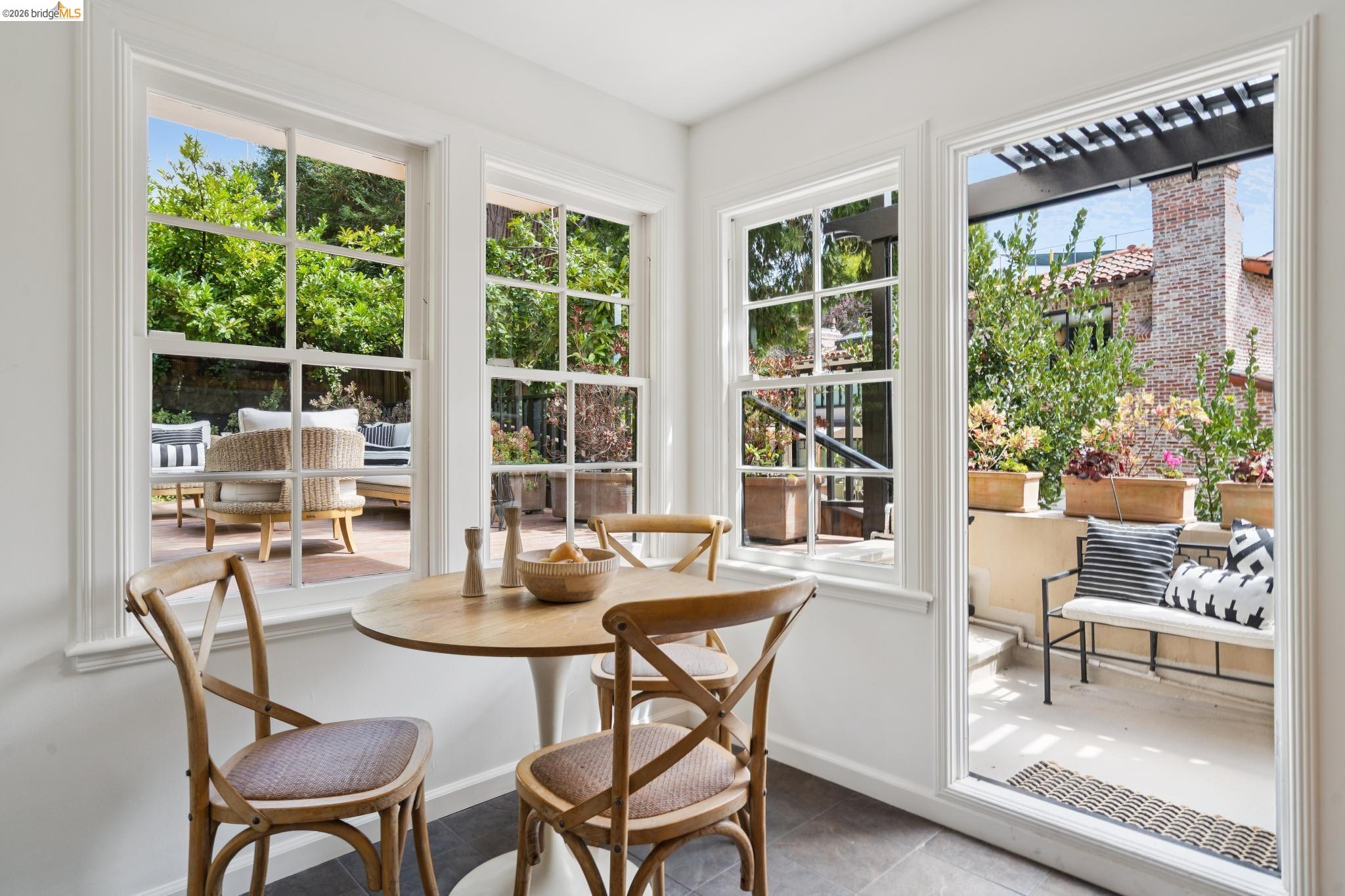 312 Saint James Drive, Piedmont CA 94611 — photo 21