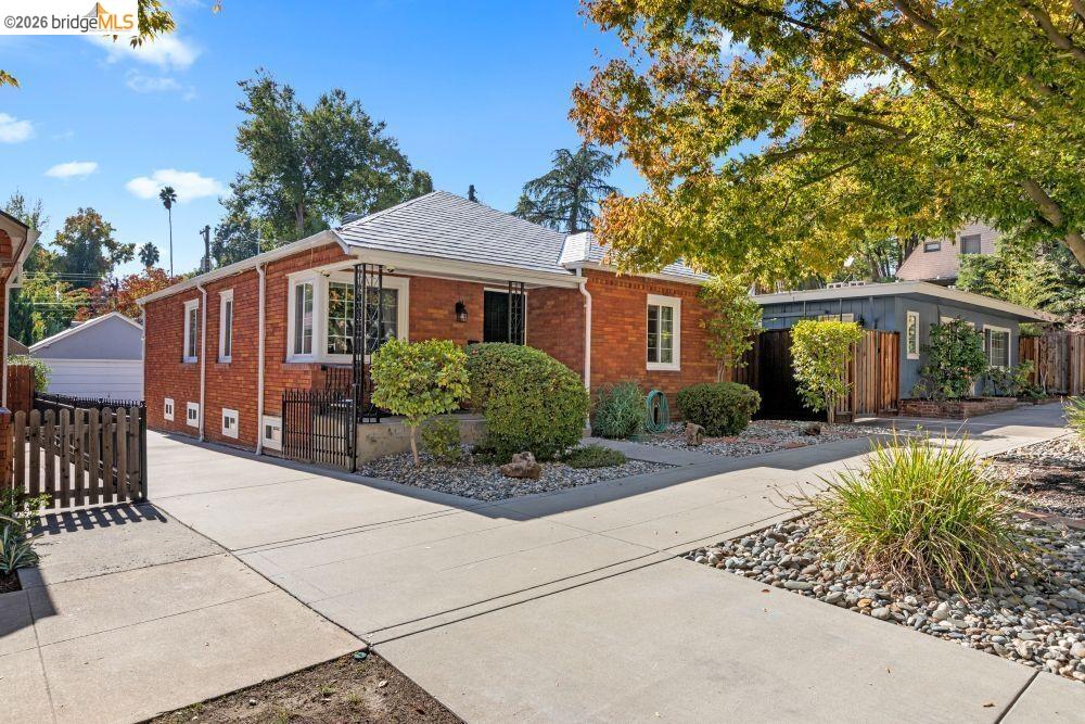 2214 U ST, Sacramento CA 95818 — photo 29