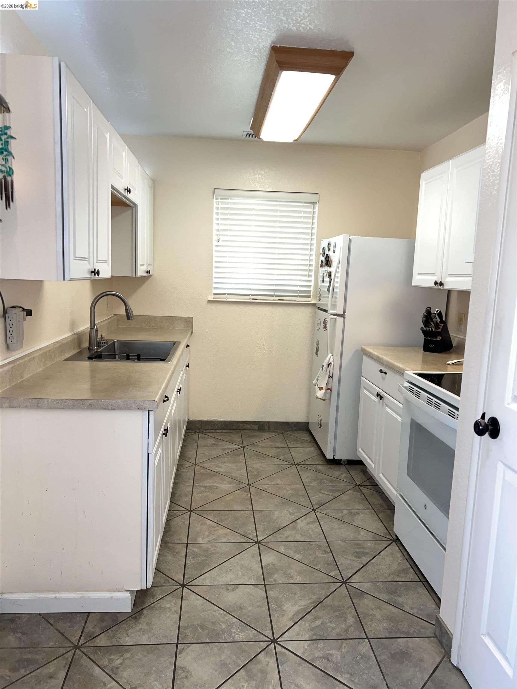 2344 Via Canela, Oroville CA 95966 — photo 4