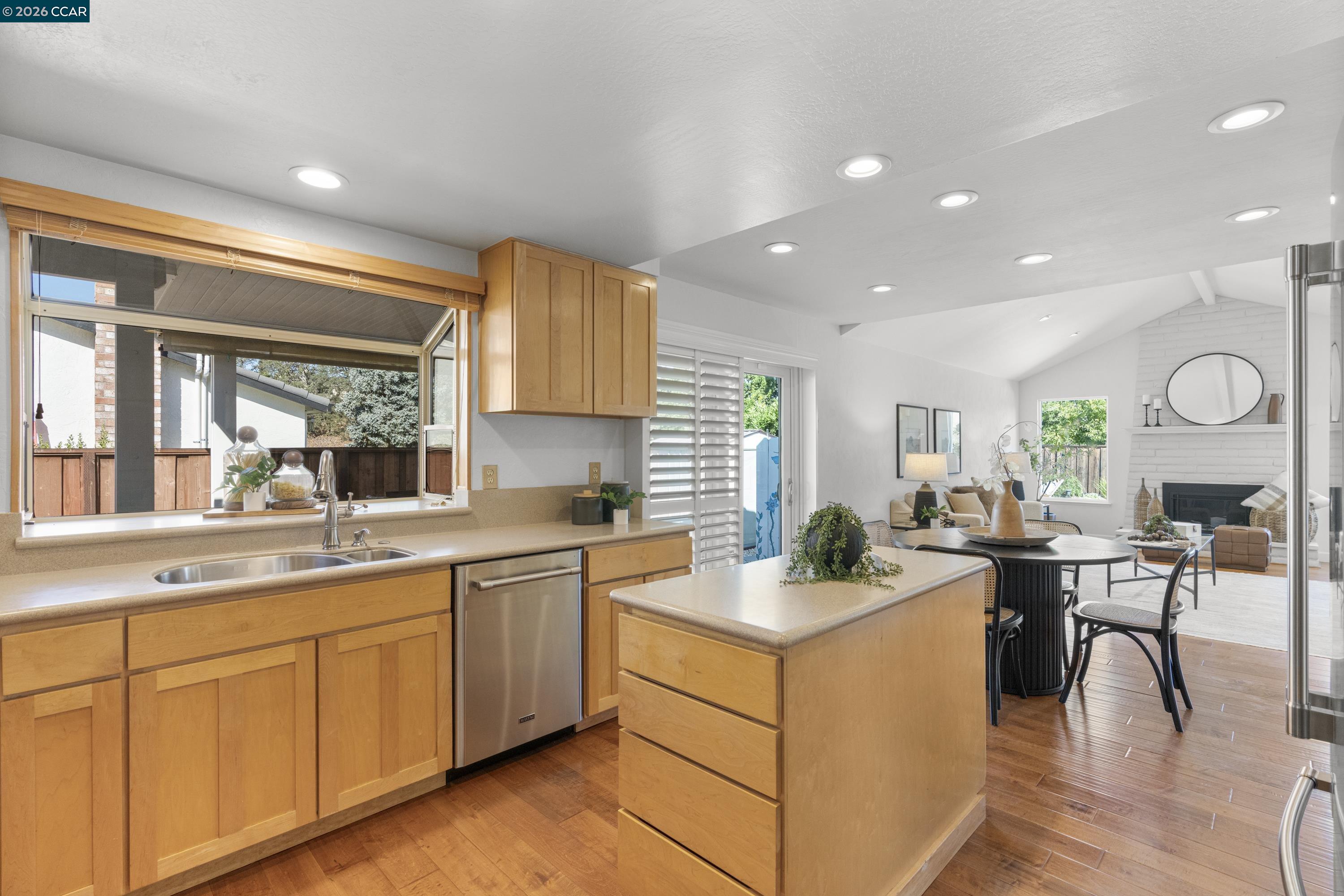 726 Bloching Circle, Clayton CA 94517 — photo 12