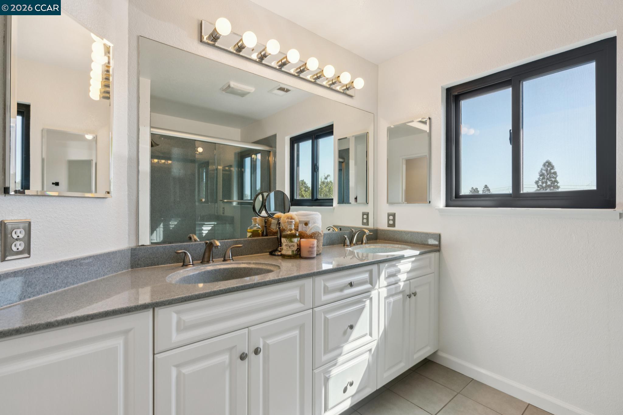 2554 Holly View Ct, Martinez CA 94553 — photo 30