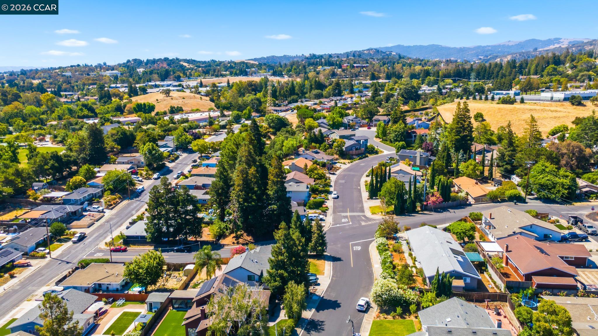 2554 Holly View Ct, Martinez CA 94553 — photo 57