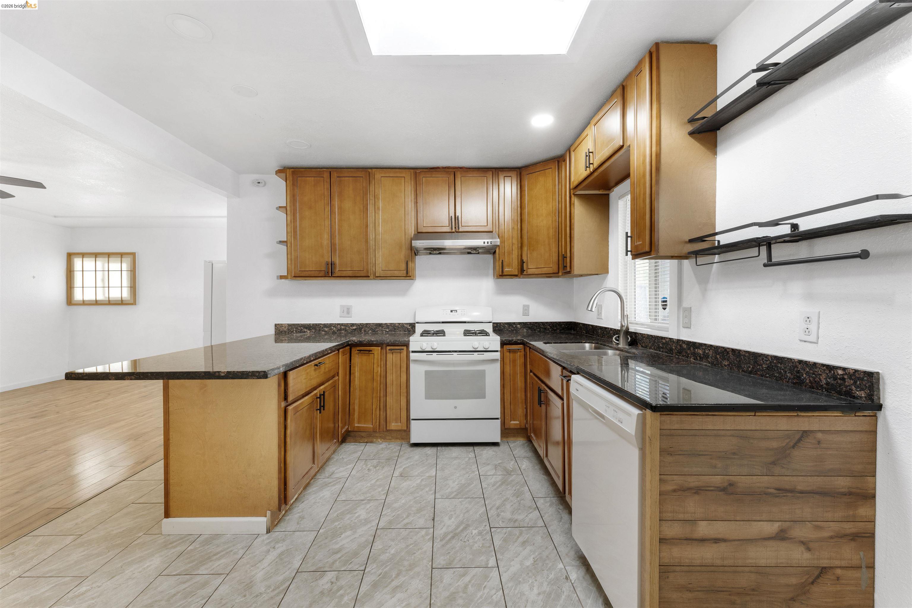 14785 Van Ave, San Lorenzo CA 94578 — photo 16