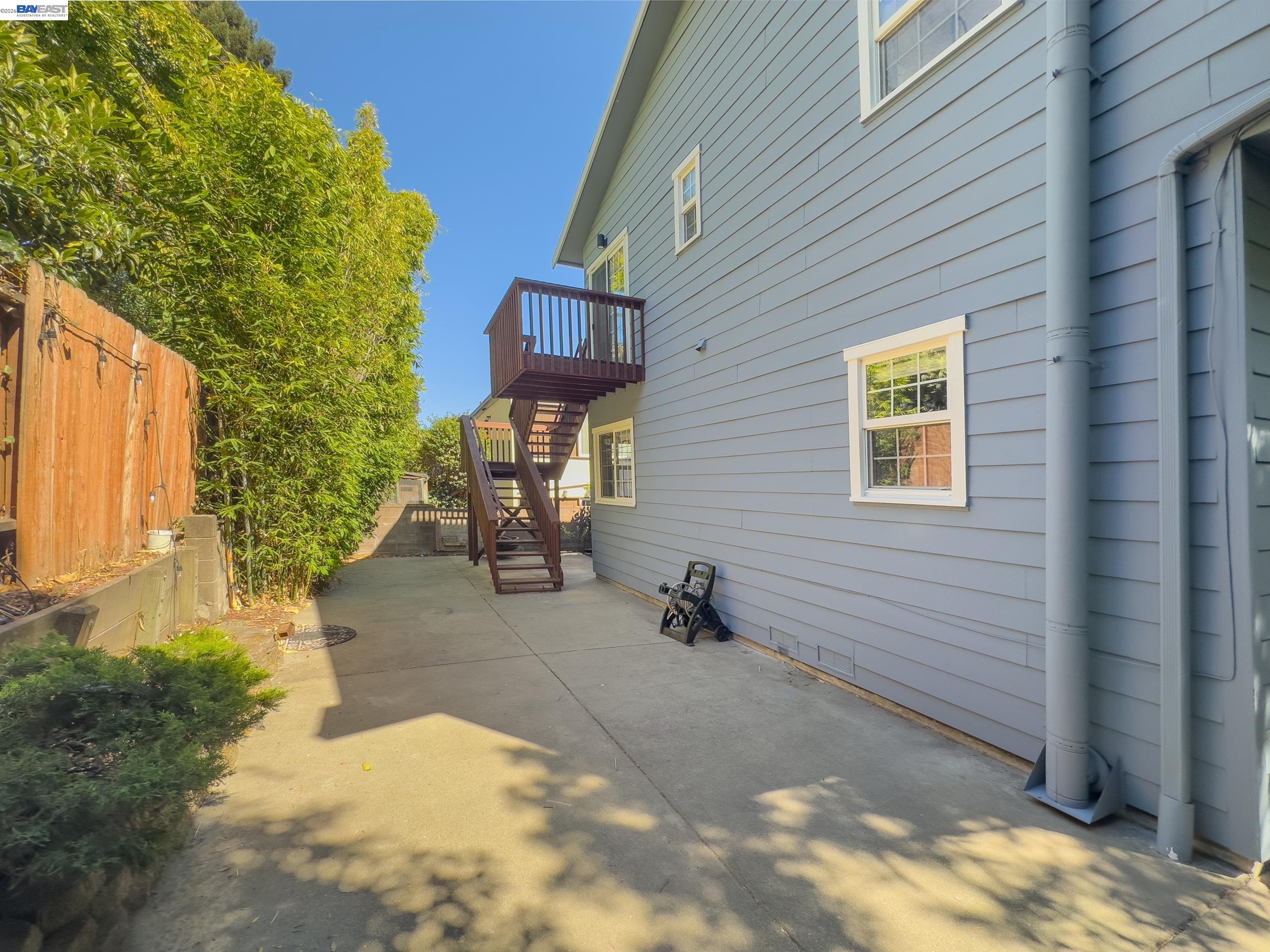 534 Adams St, Albany CA 94706 — photo 31