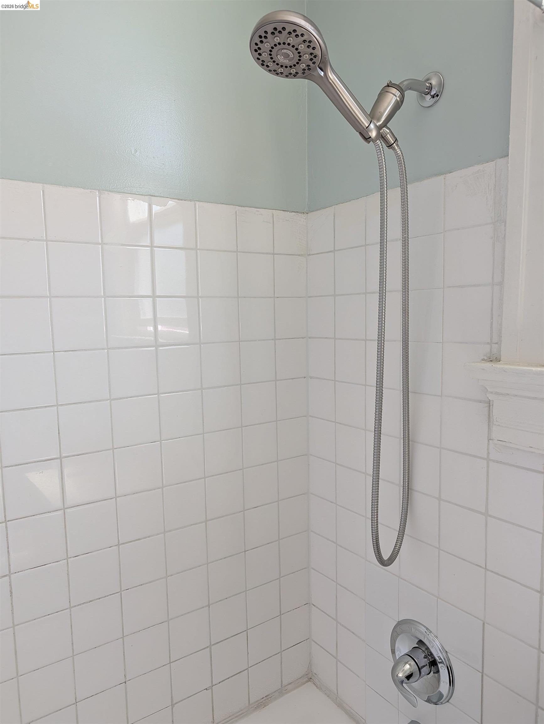 1086 66Th St, Oakland CA 94608 — photo 15