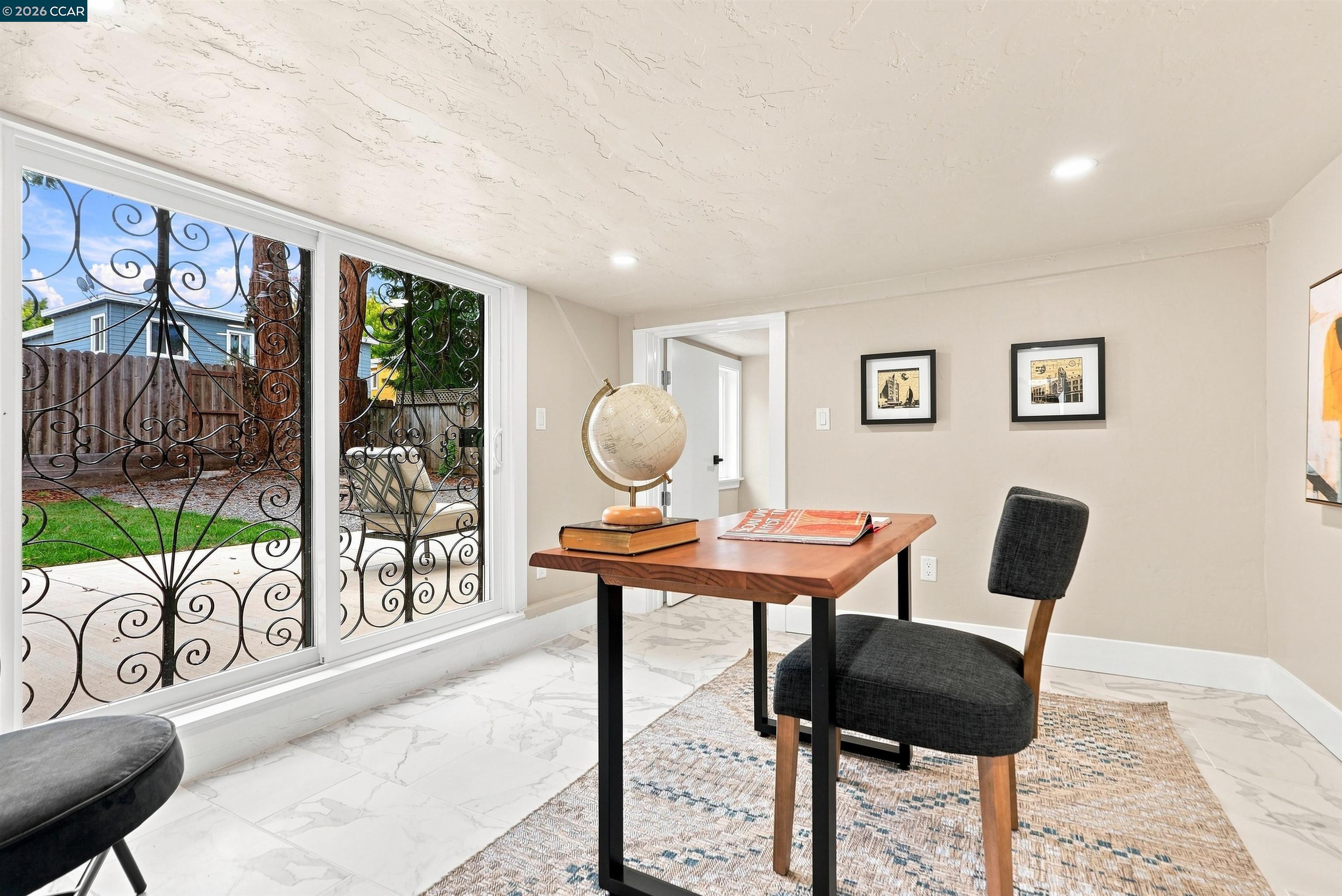5672 Carberry Avenue, Oakland CA 94609 — photo 31