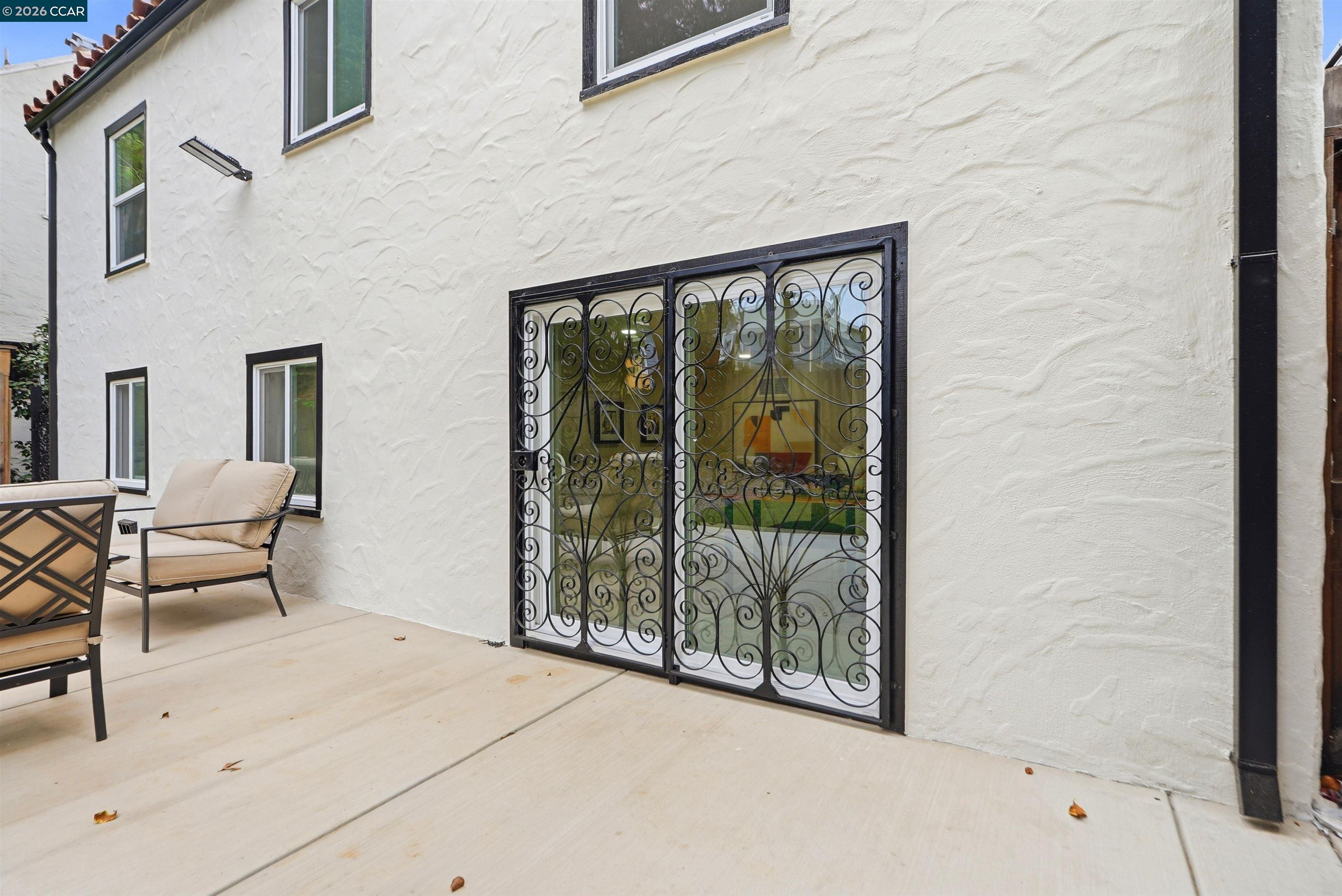 5672 Carberry Avenue, Oakland CA 94609 — photo 44