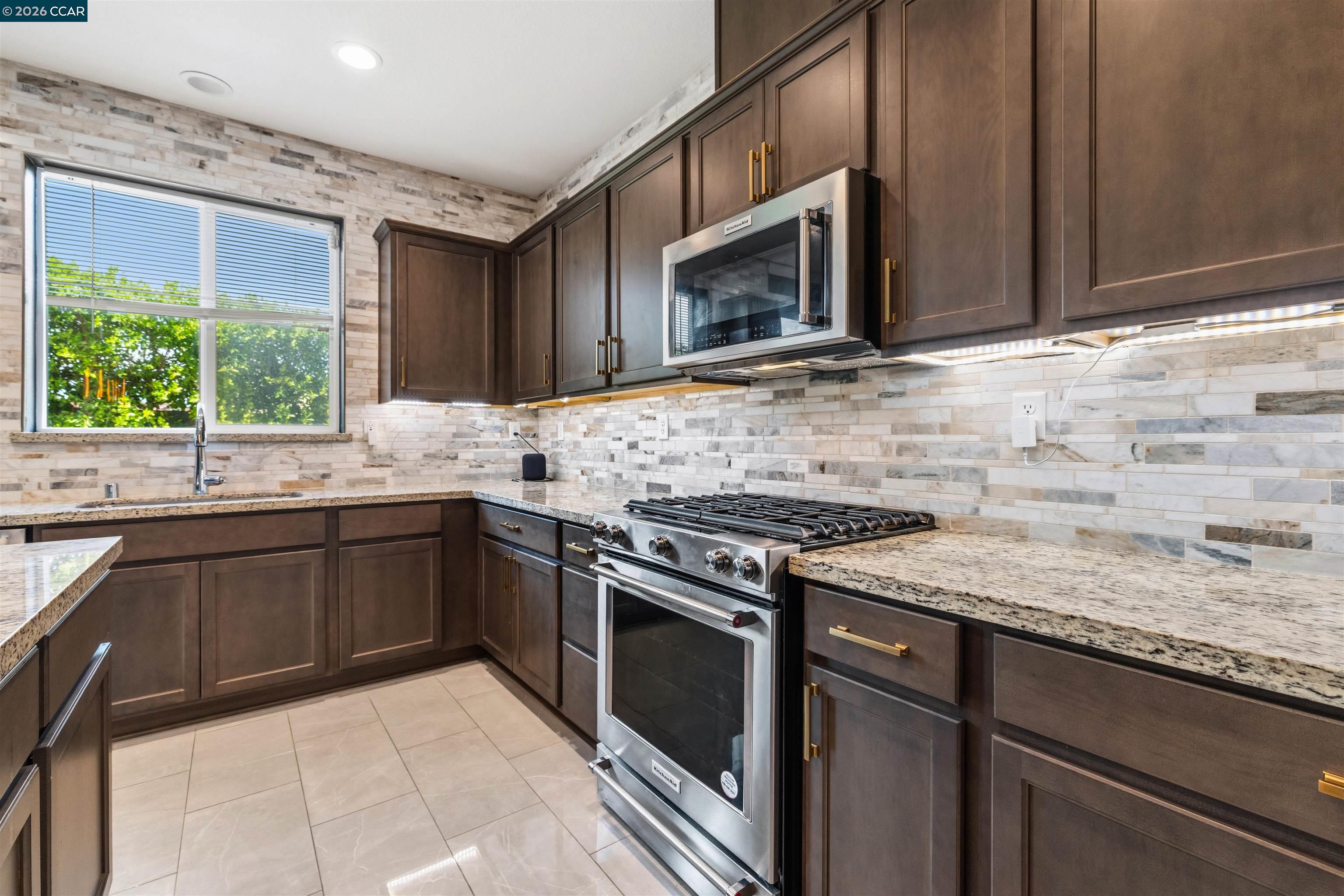 3002 Hickorynut st, Antioch CA 94509 — photo 11