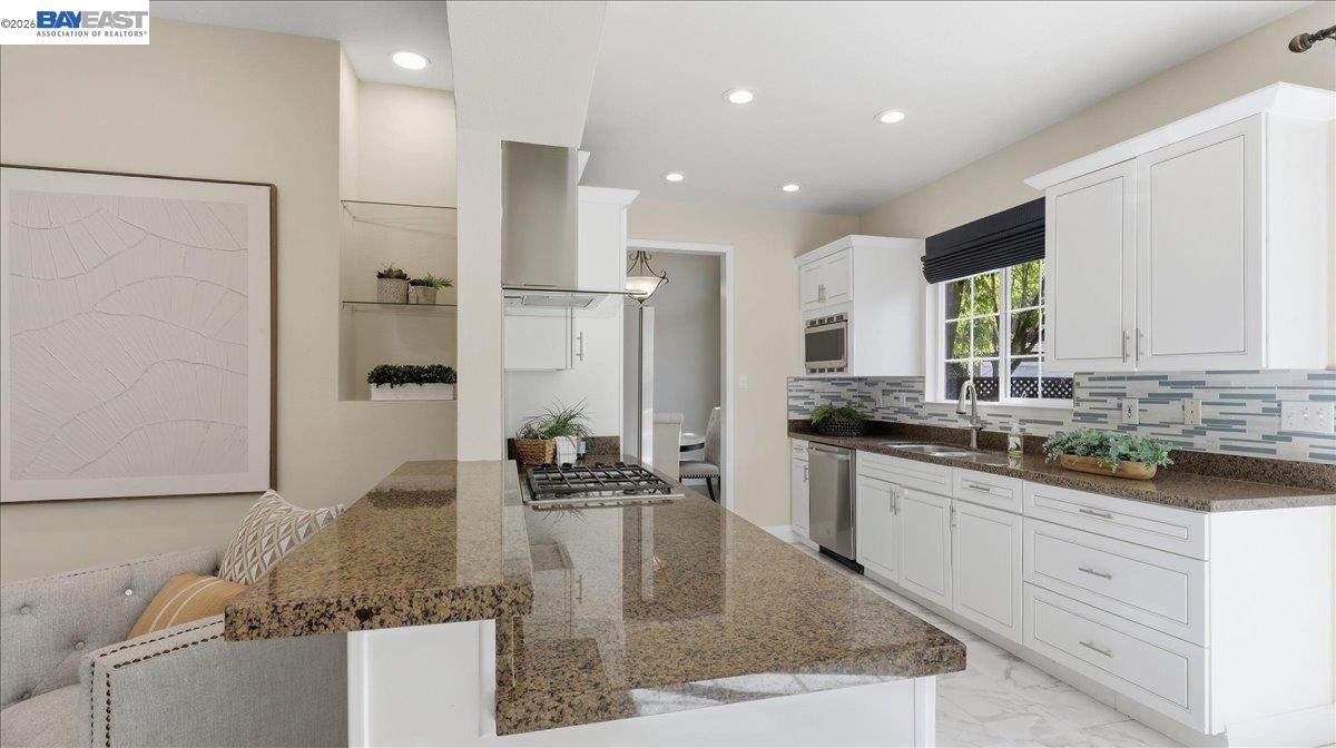 34136 Finnigan Ter, Fremont CA 94555 — photo 9