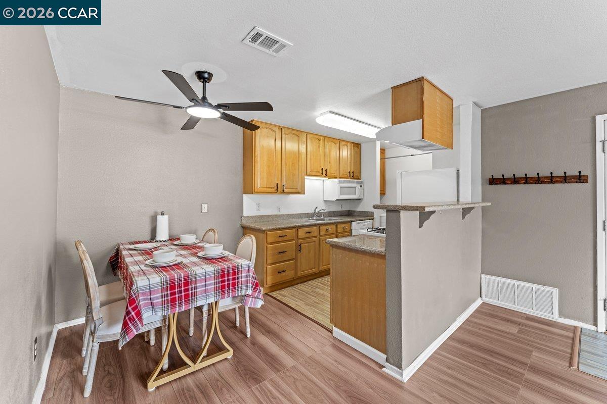 2189 Lakeview, Pittsburg CA 94565 — photo 8